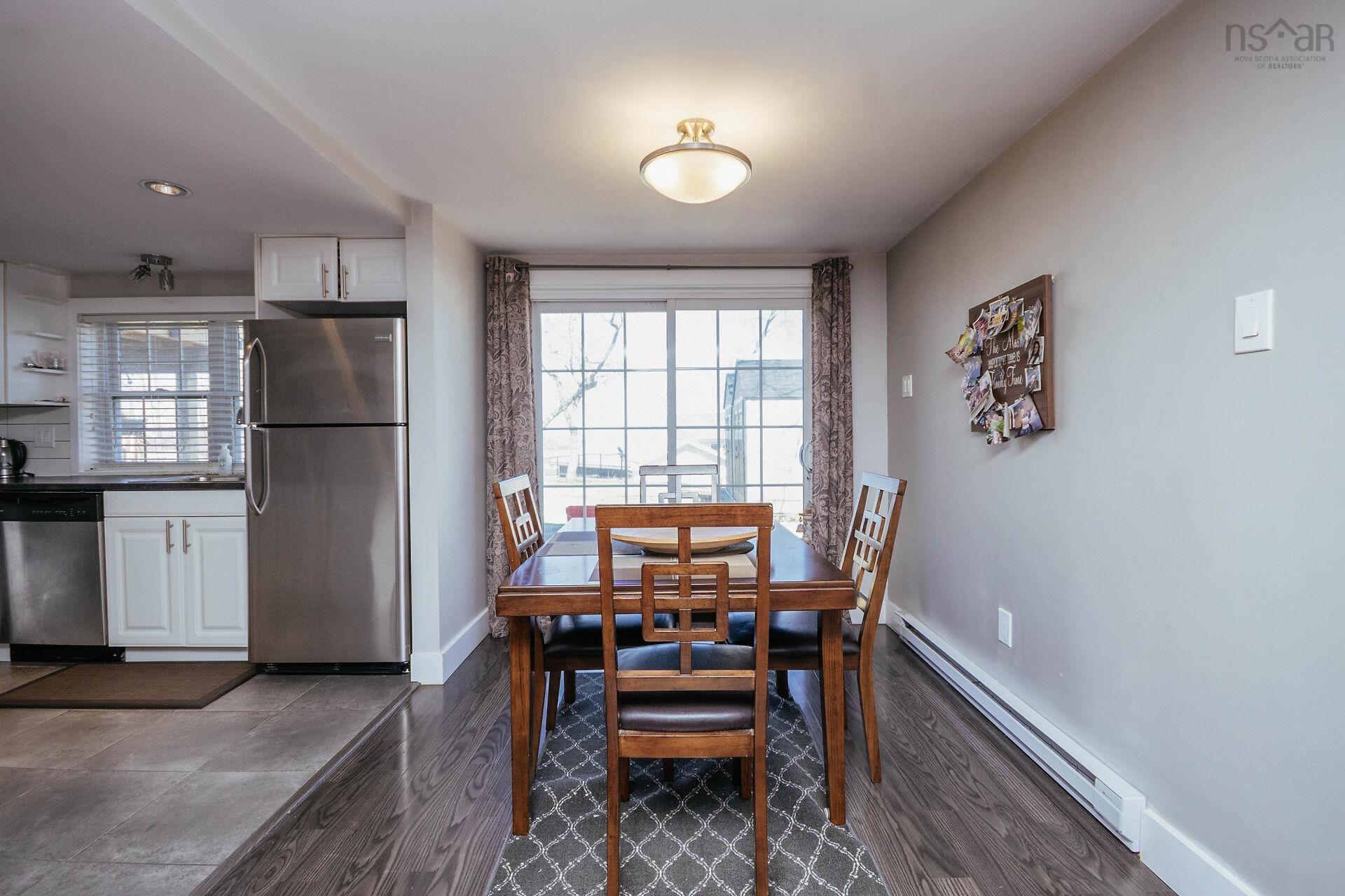 $599,900.00: 19 circle Drive, Halifax
