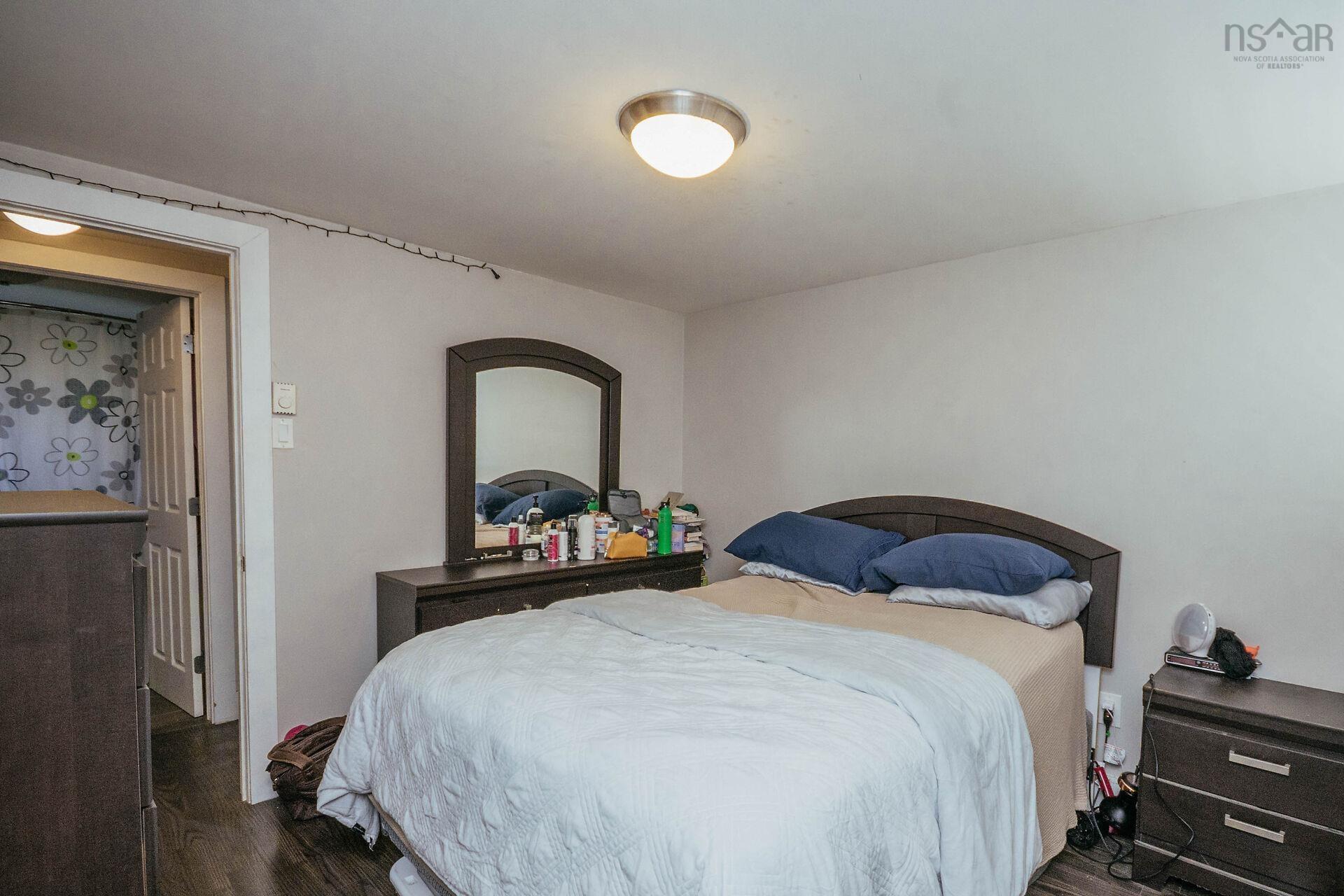 $599,900.00: 19 circle Drive, Halifax
