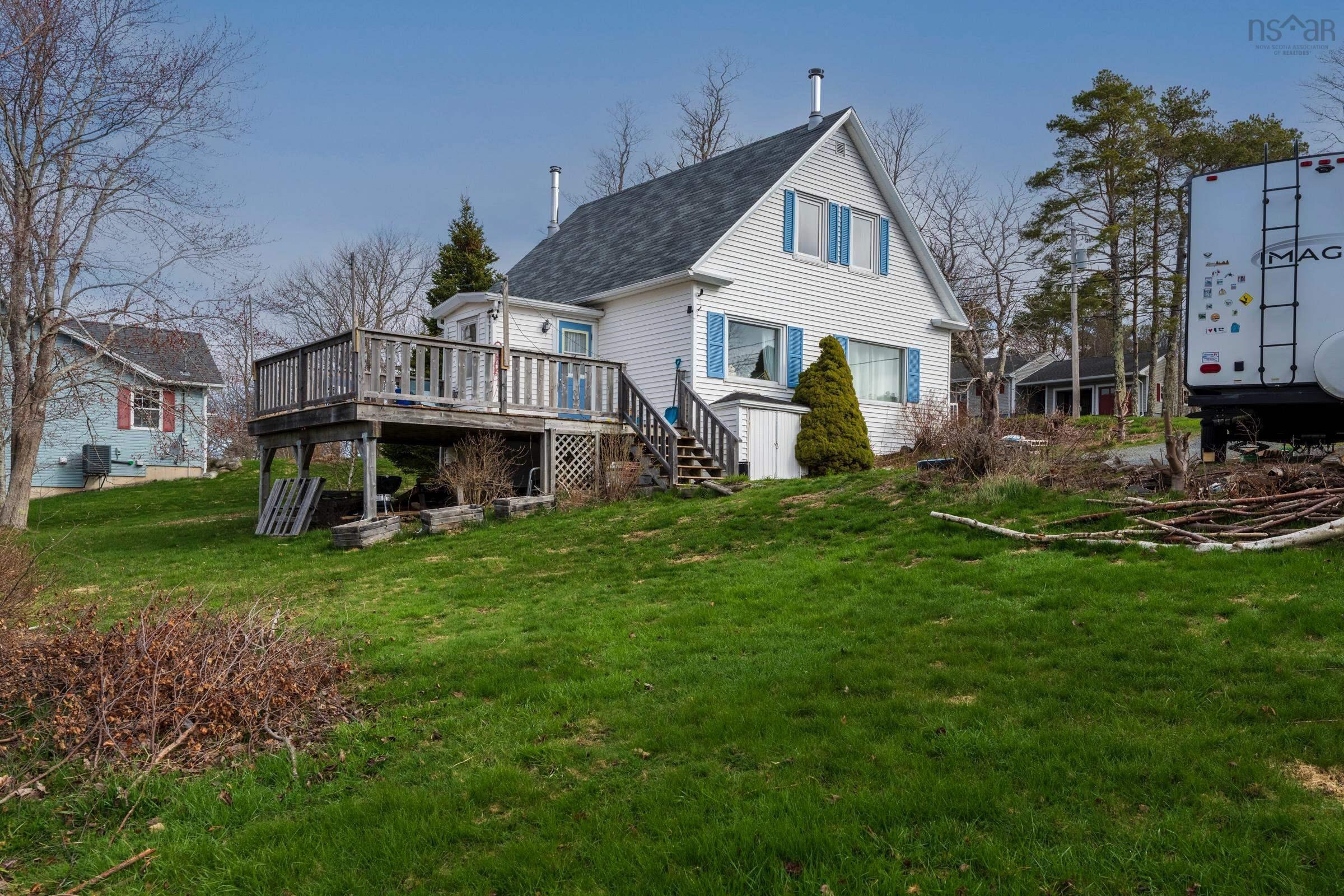$419,000.00: 271 Green Street, Lunenburg
