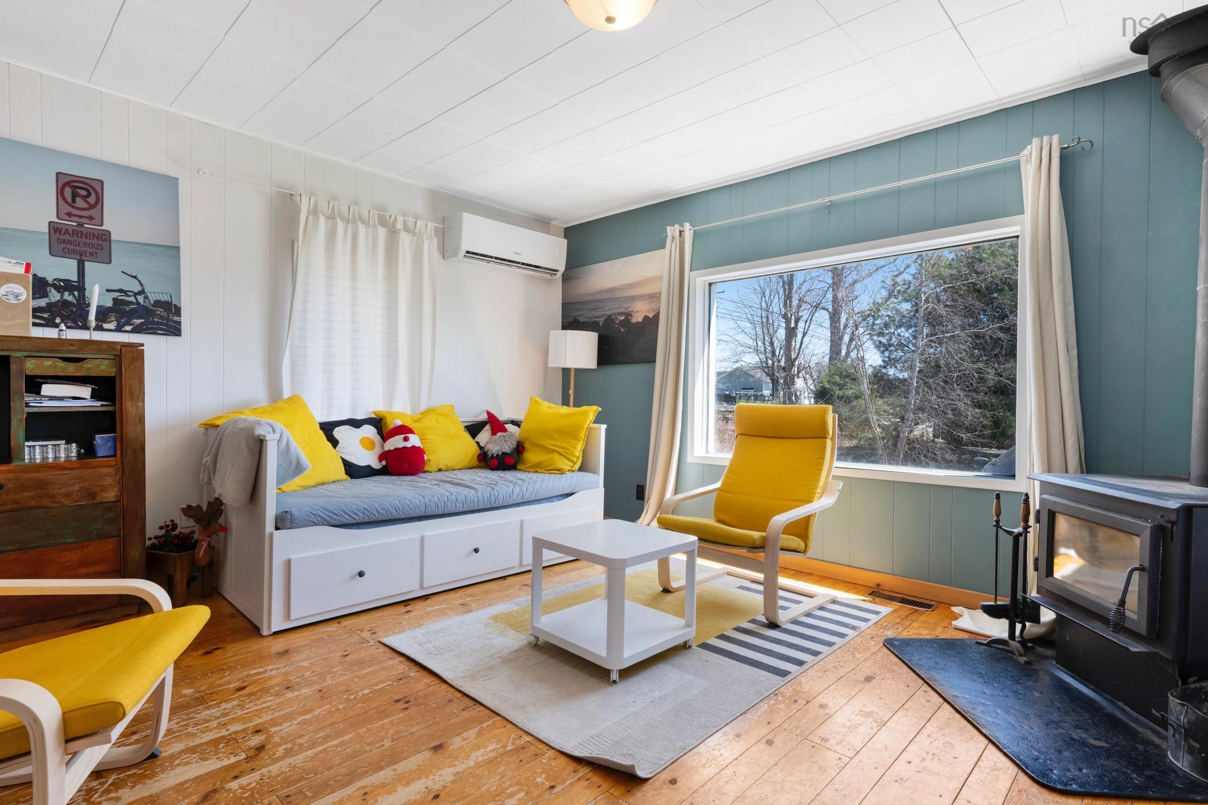 $419,000.00: 271 Green Street, Lunenburg