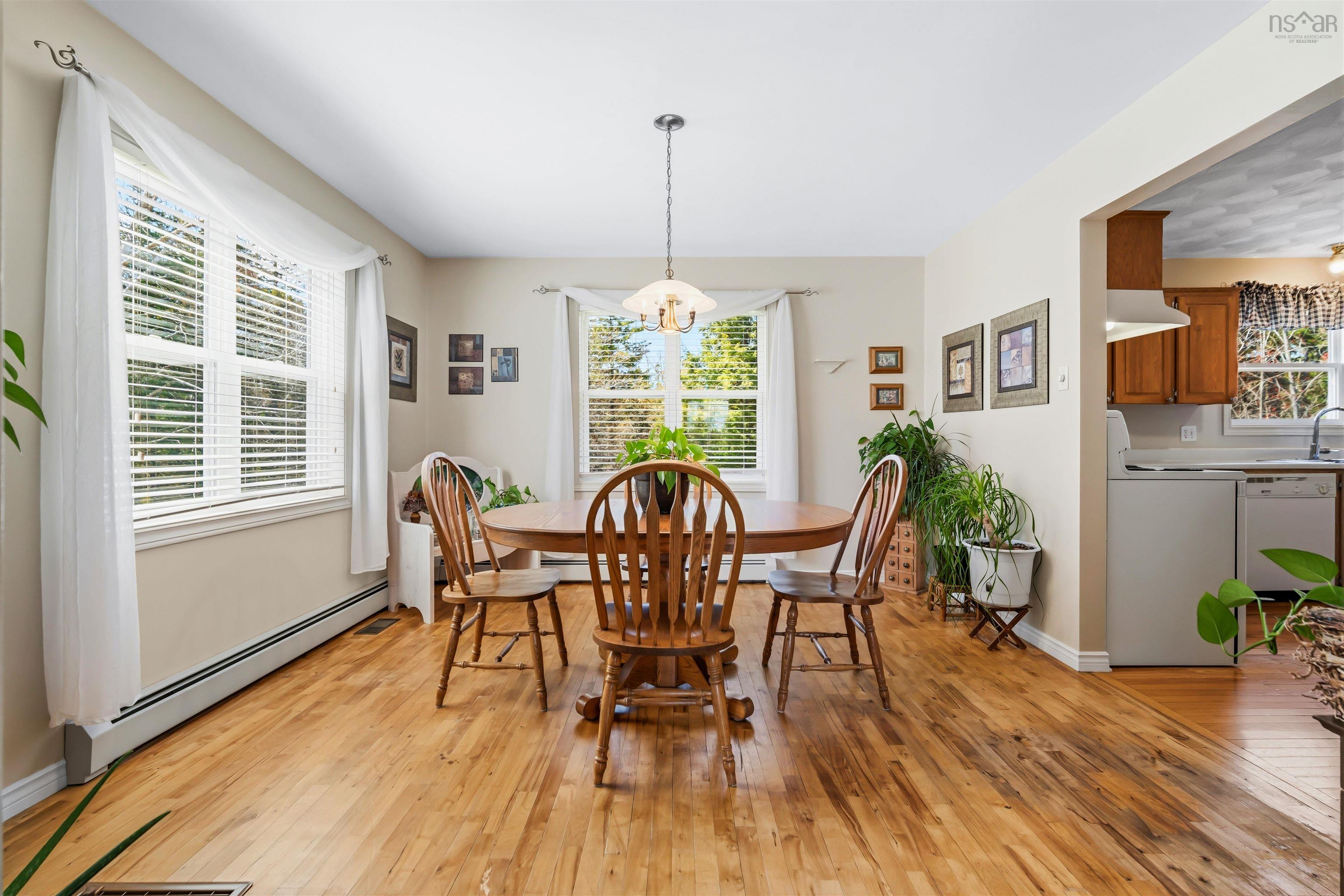 $674,900.00: 31 Rising Sun Trail, Hammonds Plains
