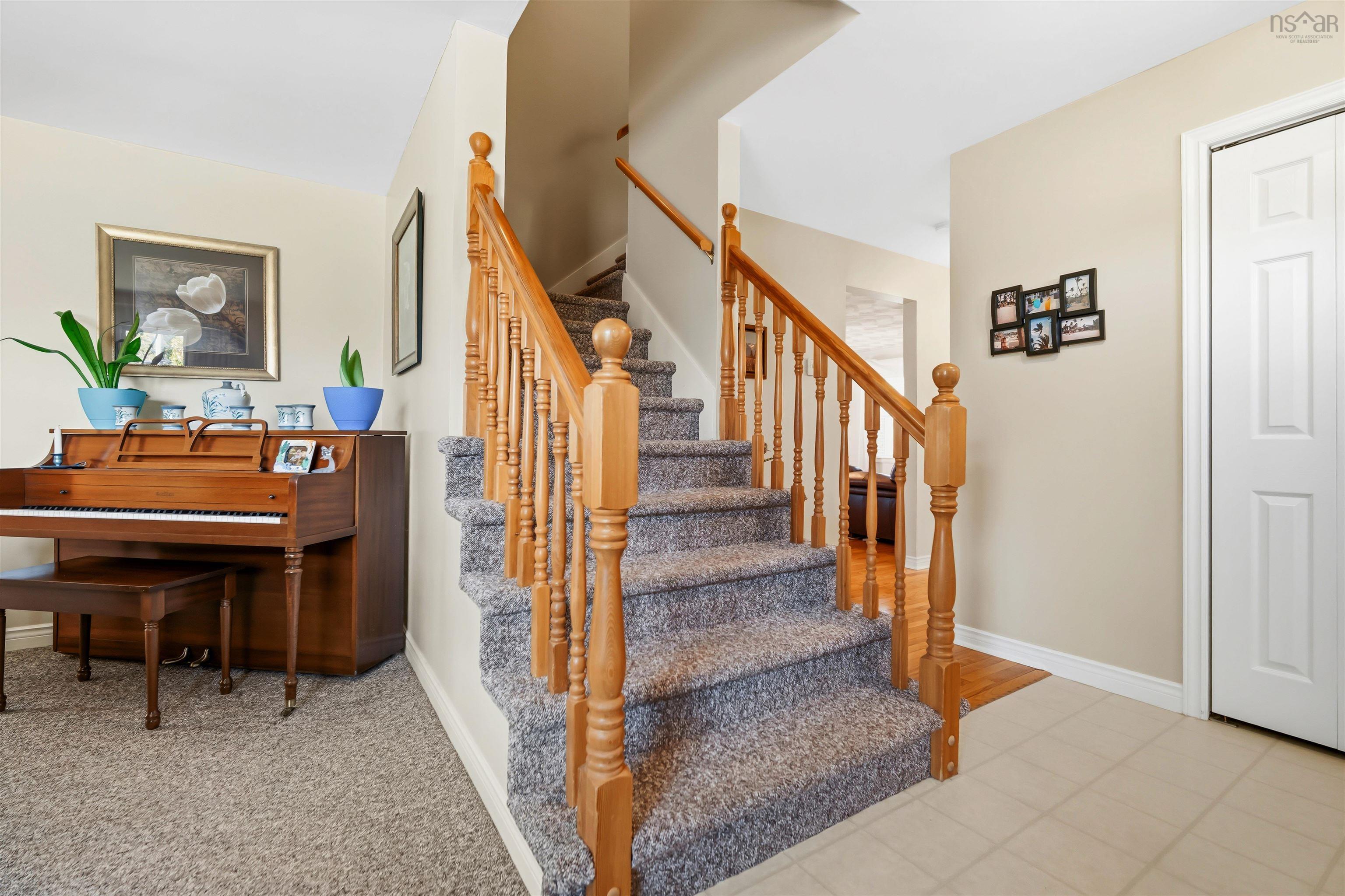 $674,900.00: 31 Rising Sun Trail, Hammonds Plains