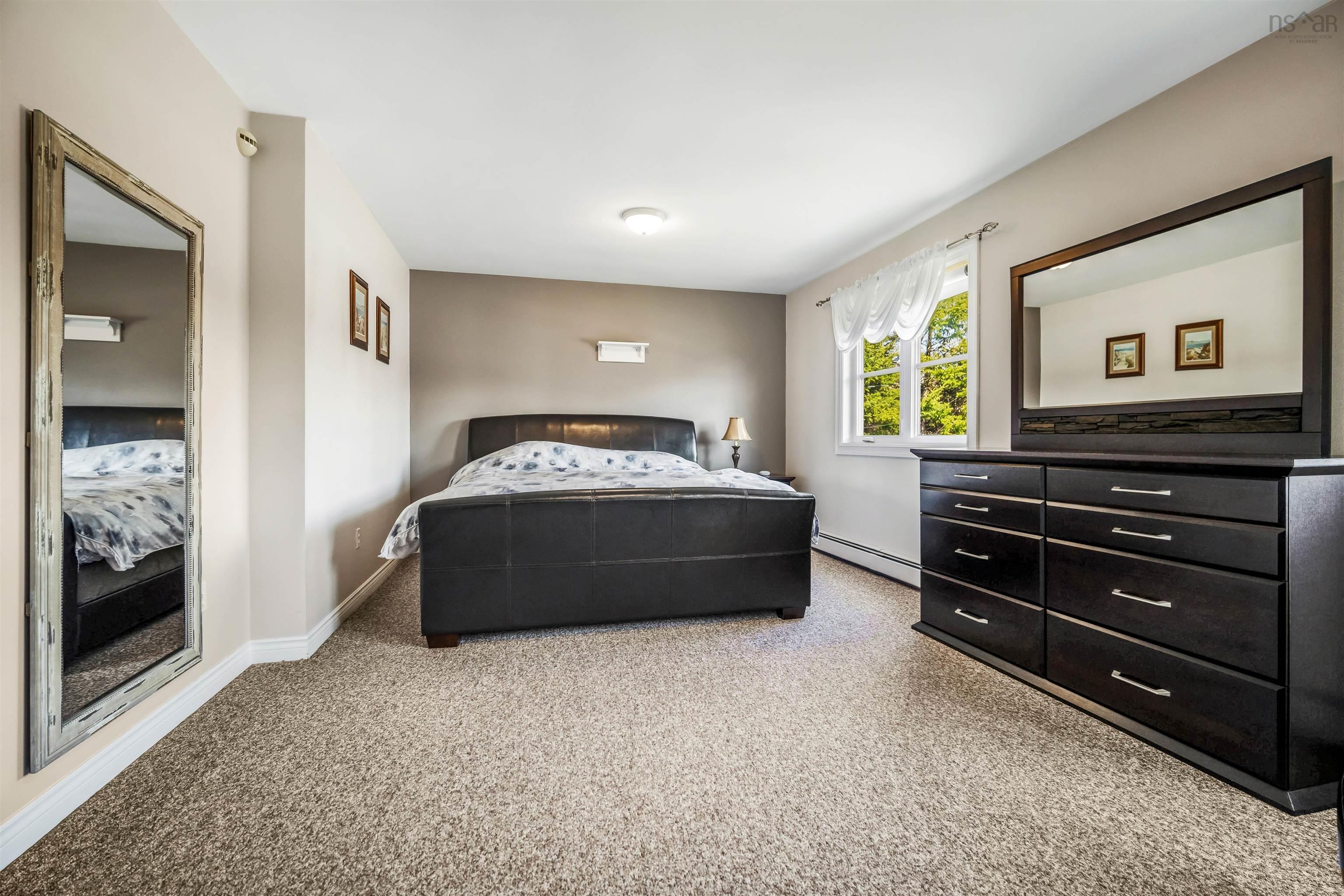 $674,900.00: 31 Rising Sun Trail, Hammonds Plains