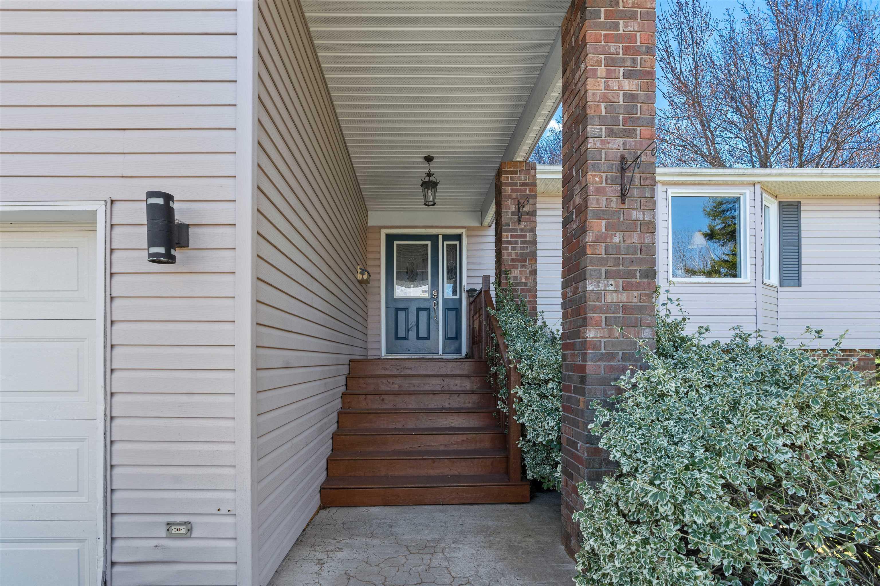 15 Auburn Drive, Cole Harbour, NS (MLS 202609802)