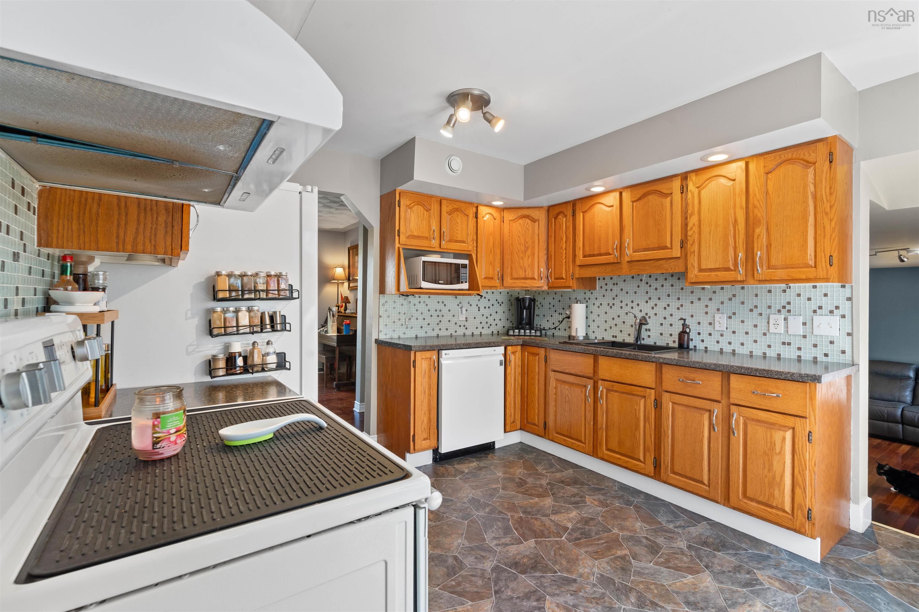 15 Auburn Drive, Cole Harbour, NS (MLS 202609802)