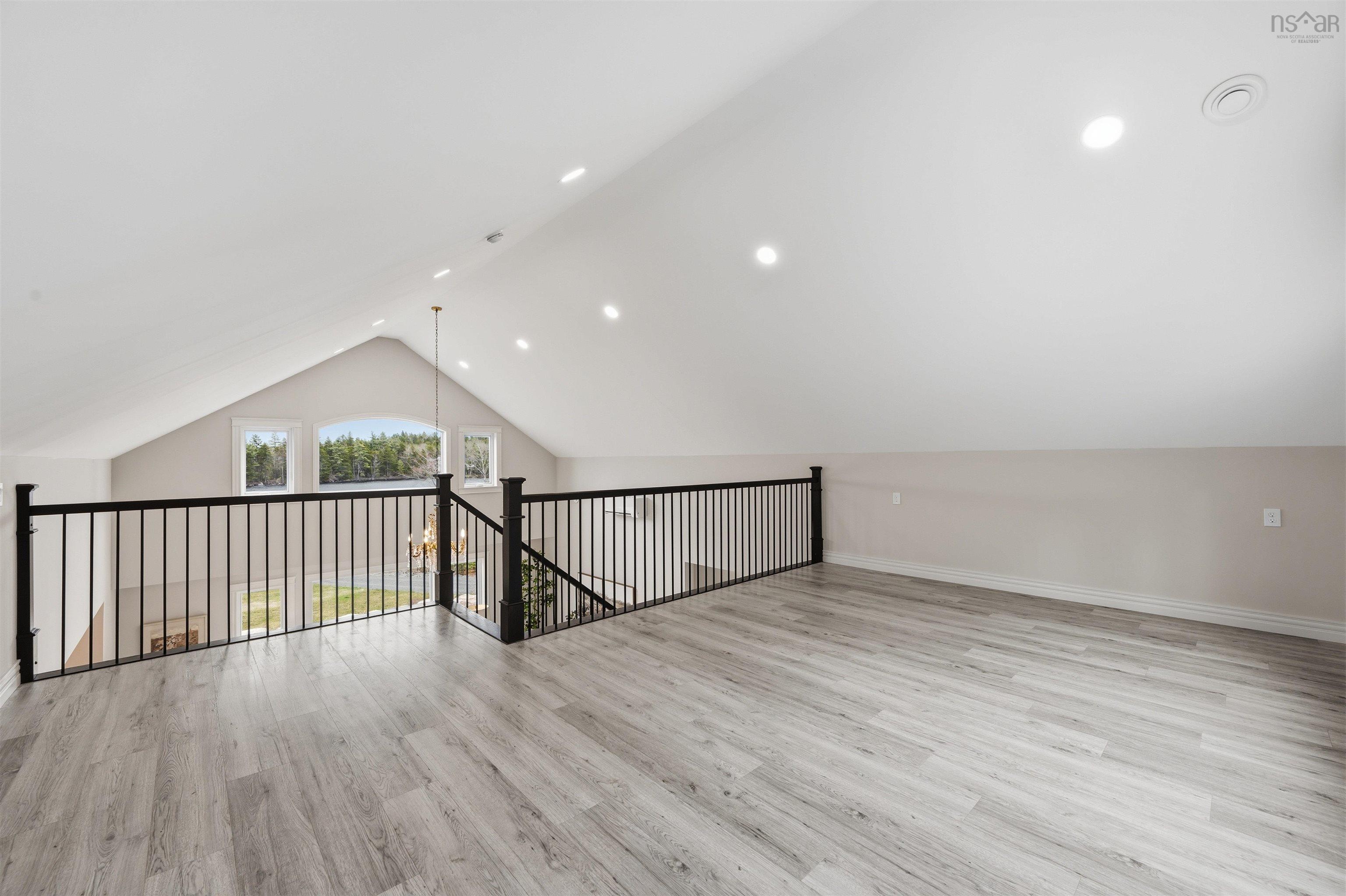 $950,000.00: 55 Chalet Drive, Vaughan