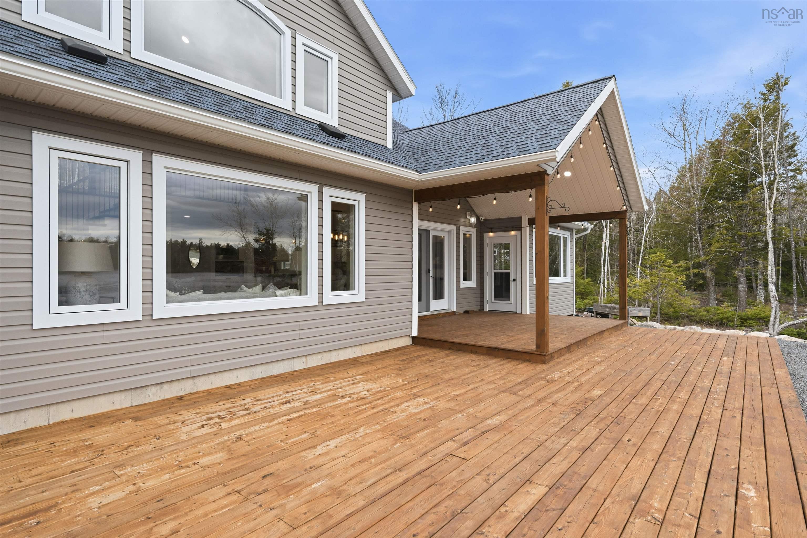 $950,000.00: 55 Chalet Drive, Vaughan