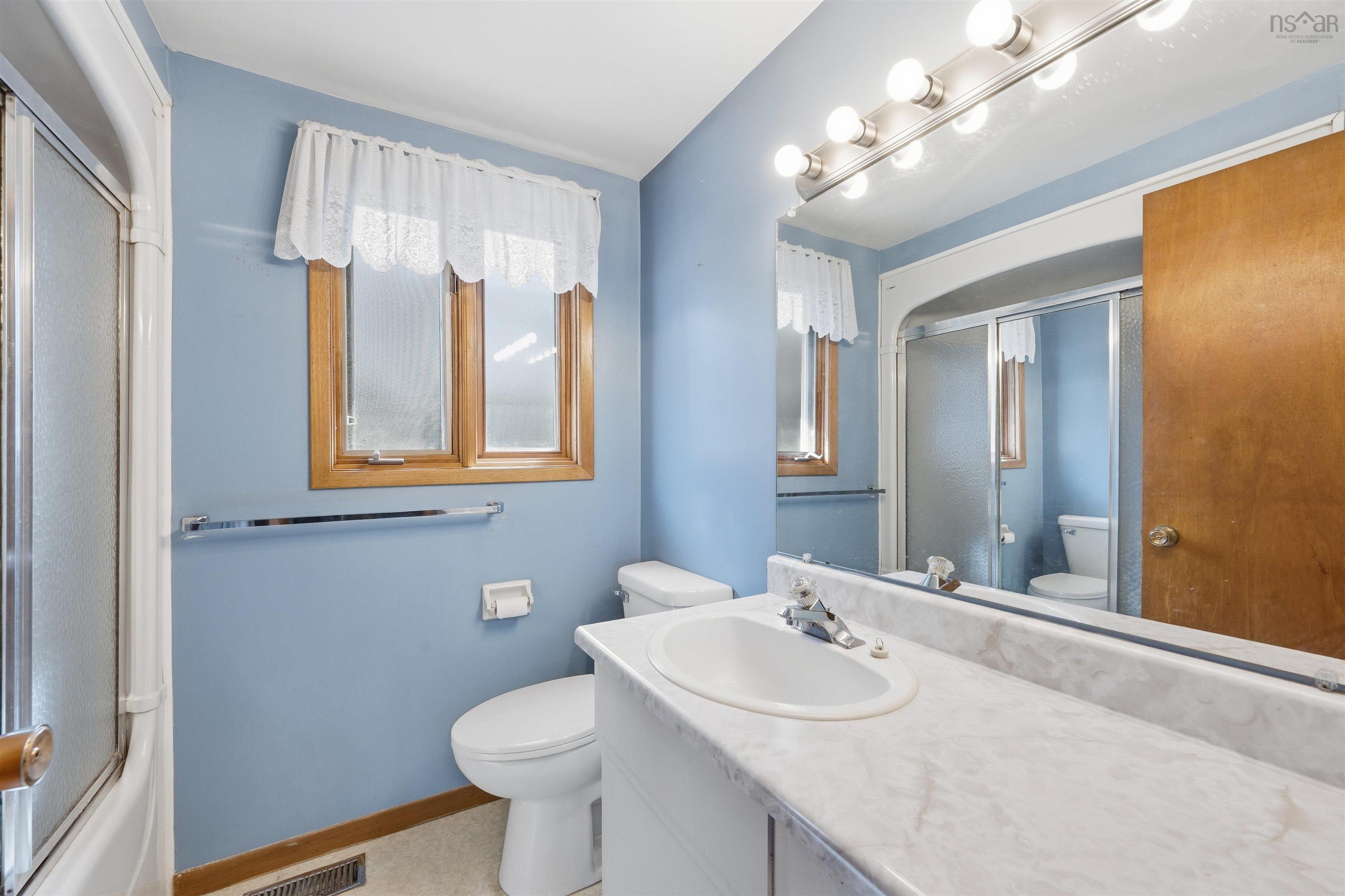 4 Dunrobin Drive, Dartmouth, NS (MLS 202609812)