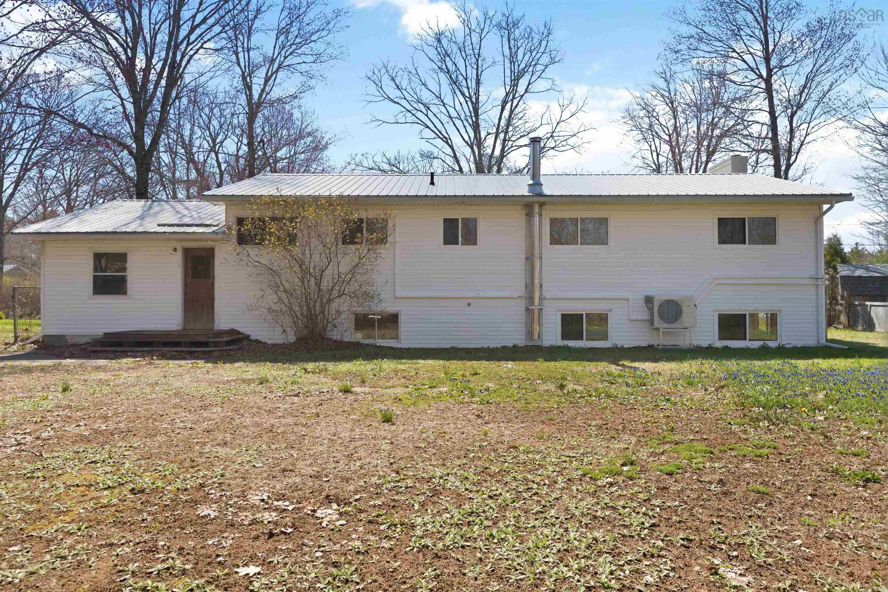 $285,000.00: 901 Carol Street, Greenwood