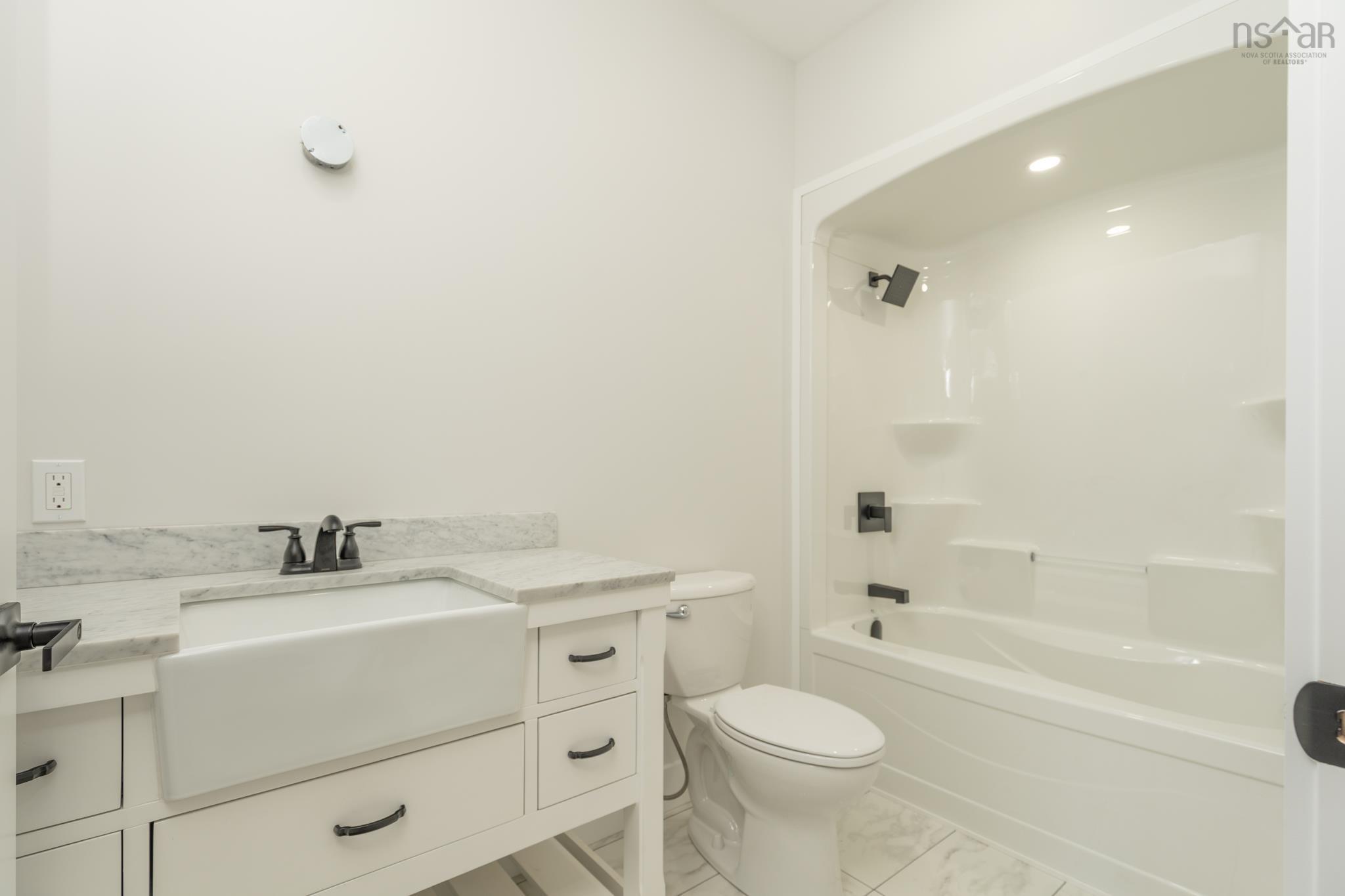 $775,000.00: 118 Park Drive, Brooklyn
