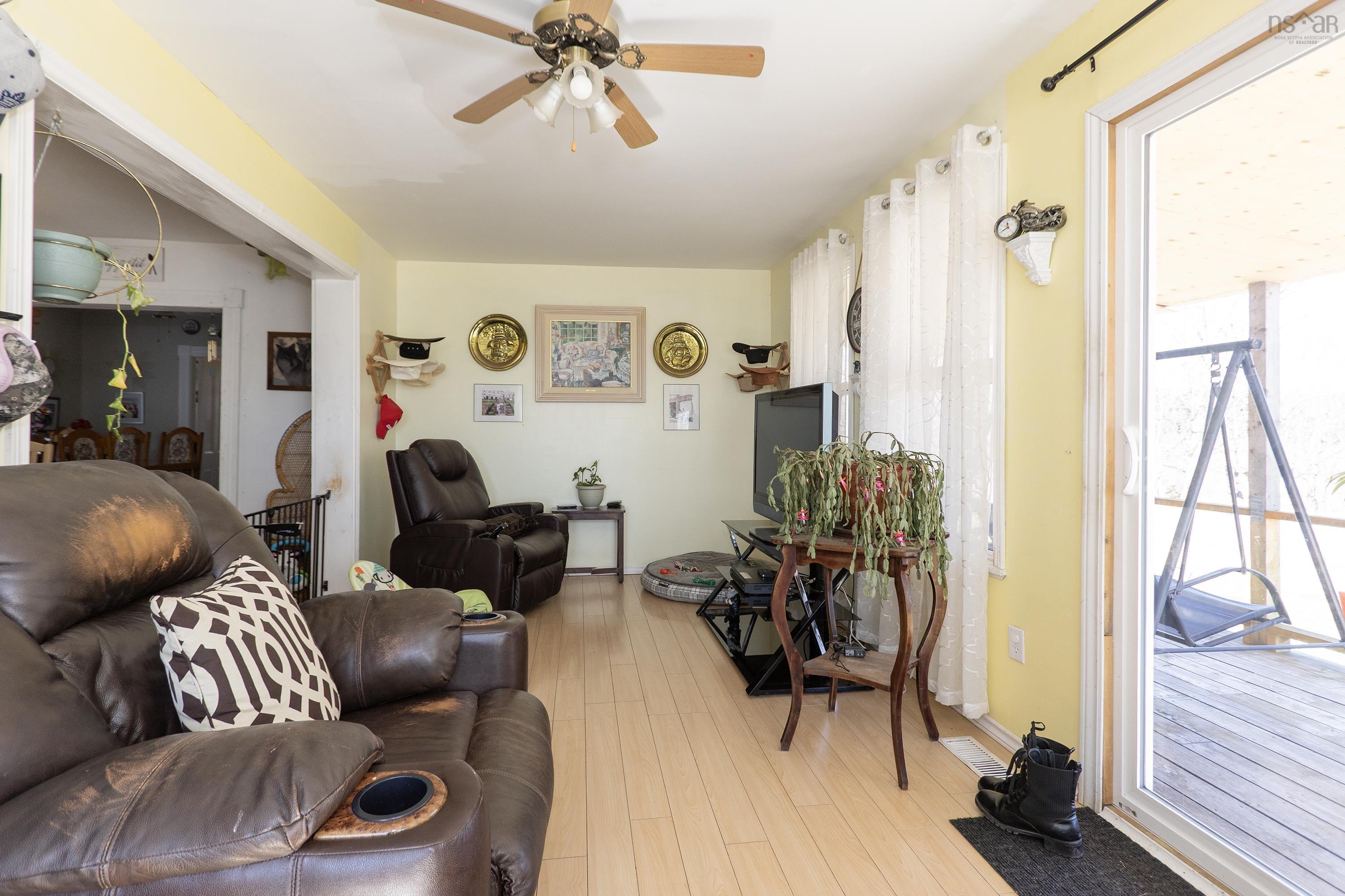 $299,000.00: 73 Mills Road, Advocate Harbour