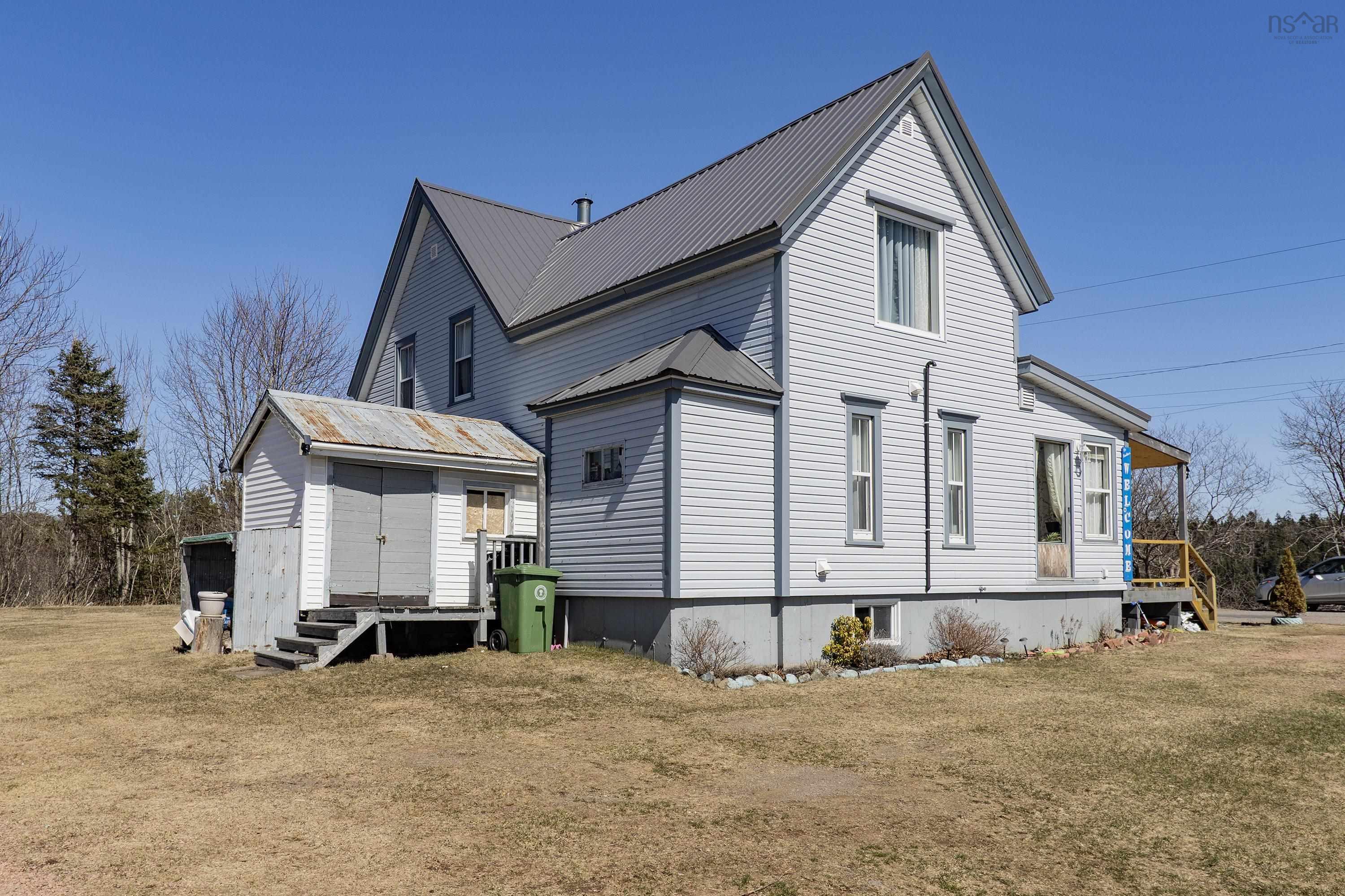 $299,000.00: 73 Mills Road, Advocate Harbour