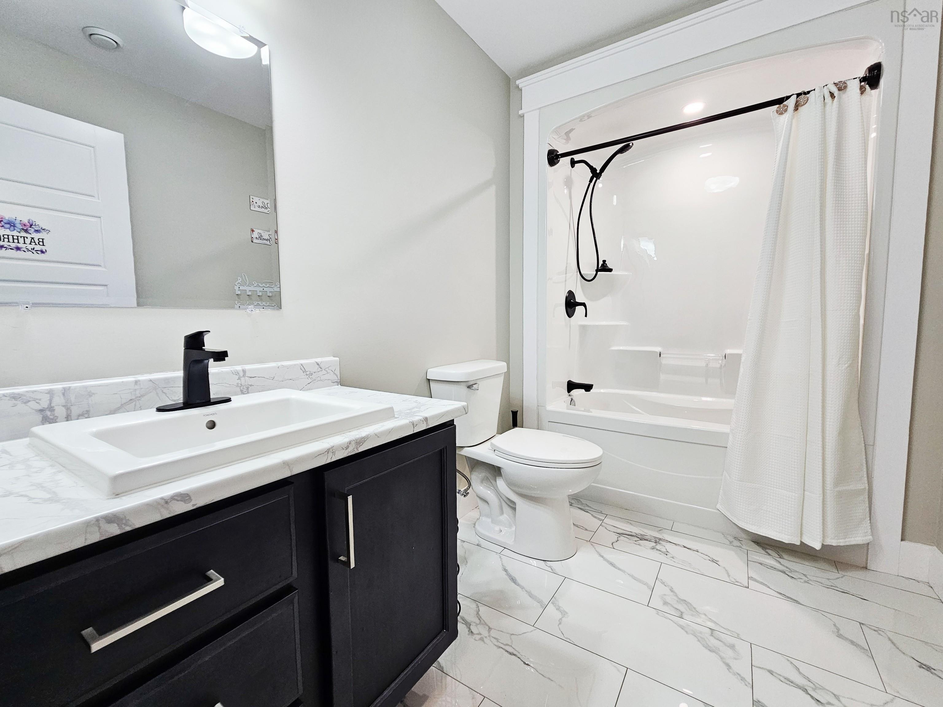 $419,900.00: 79 Kent Road, Lower Truro