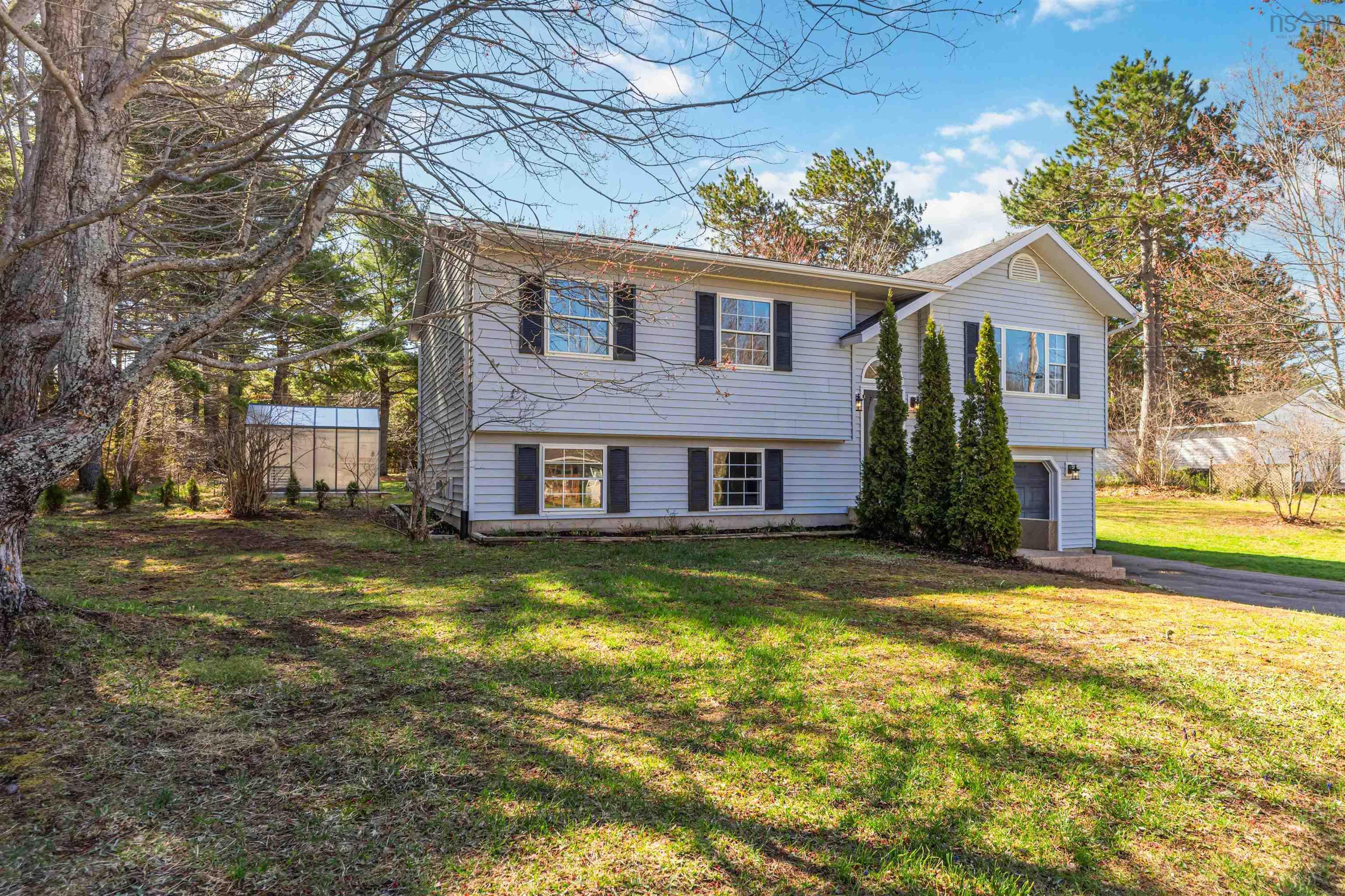 $490,000.00: 72 Adam Drive, South Farmington