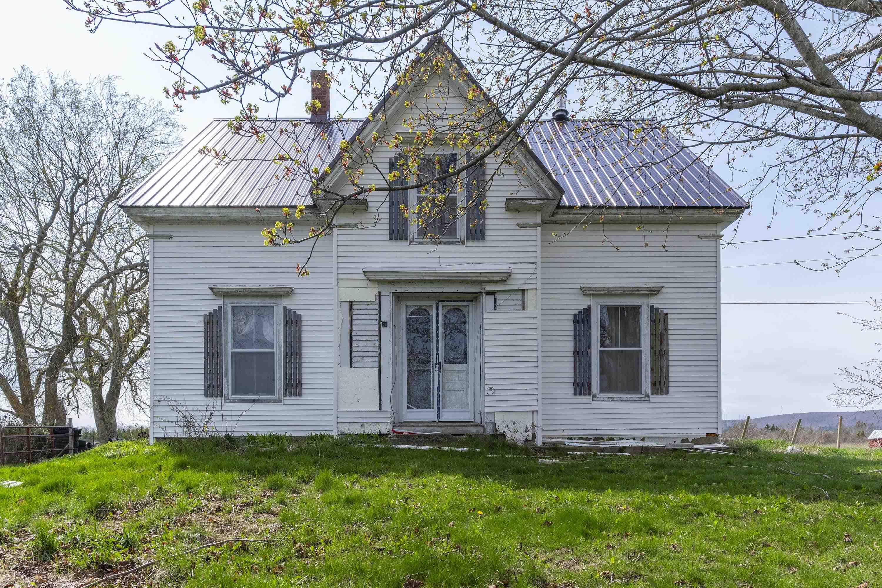 $199,900.00: 8499 Highway 1 Highway, Upper Granville