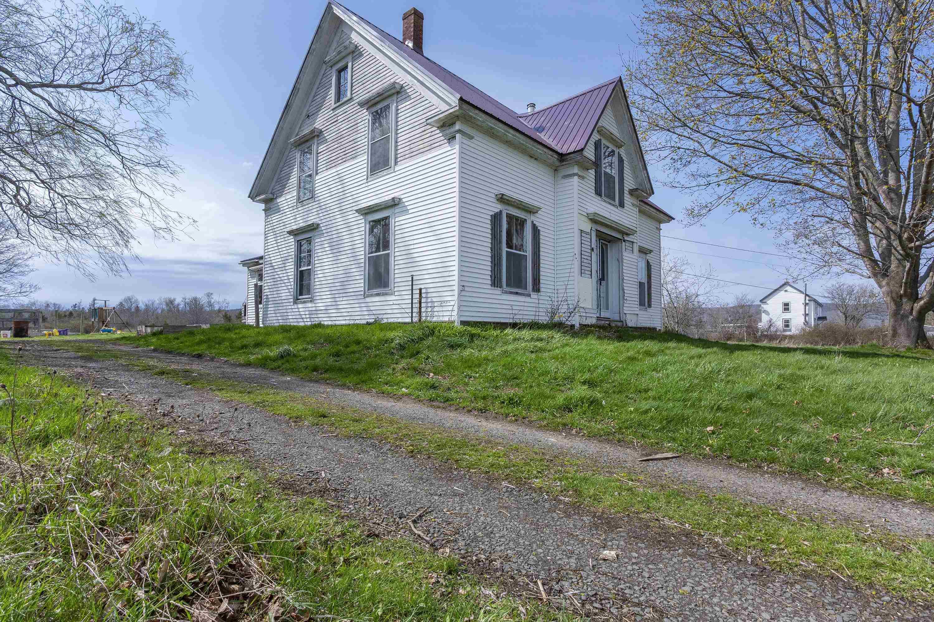 $199,900.00: 8499 Highway 1 Highway, Upper Granville