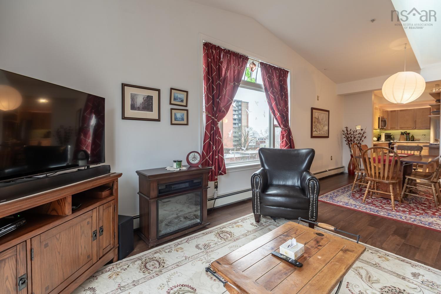 303 108 Ochterloney Street, Dartmouth, NS (MLS 202609868)