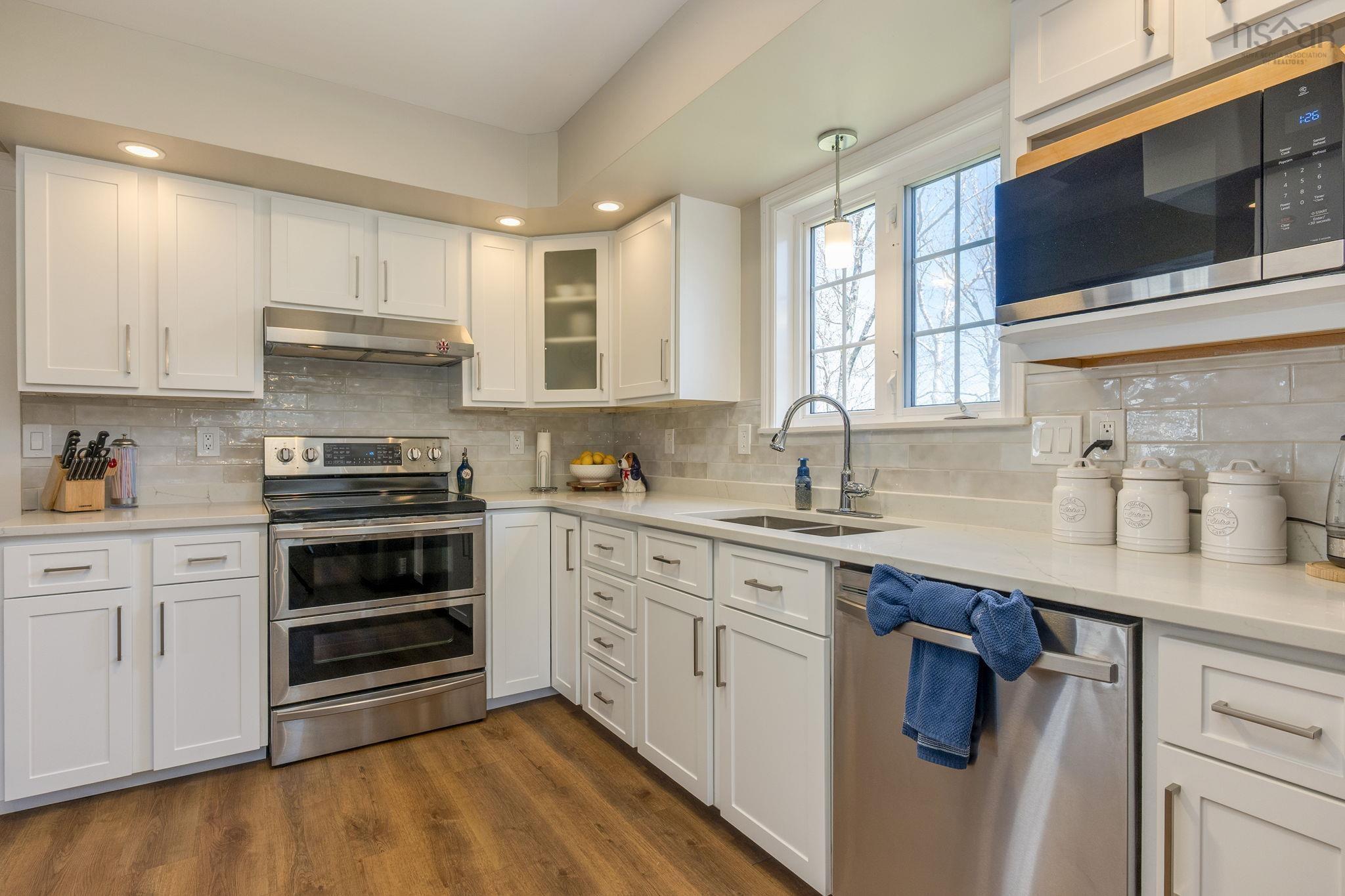 569 Lakecrest Drive, Middle Sackville, NS (MLS 202609872)