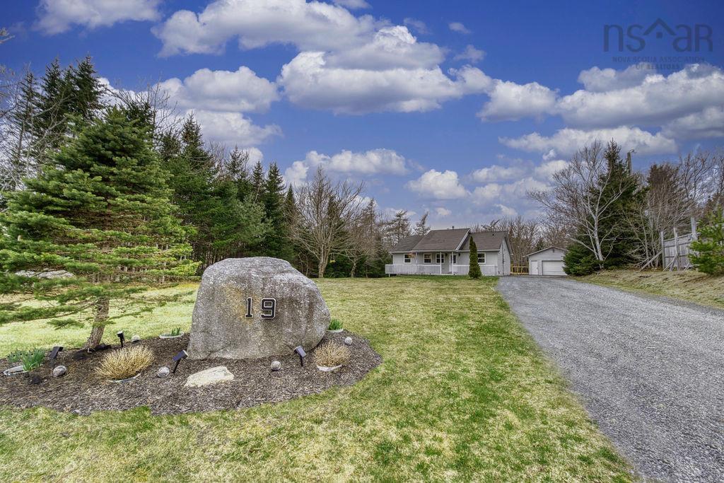 19 Shiloh Drive, Hatchet Lake, NS (MLS 202609873)
