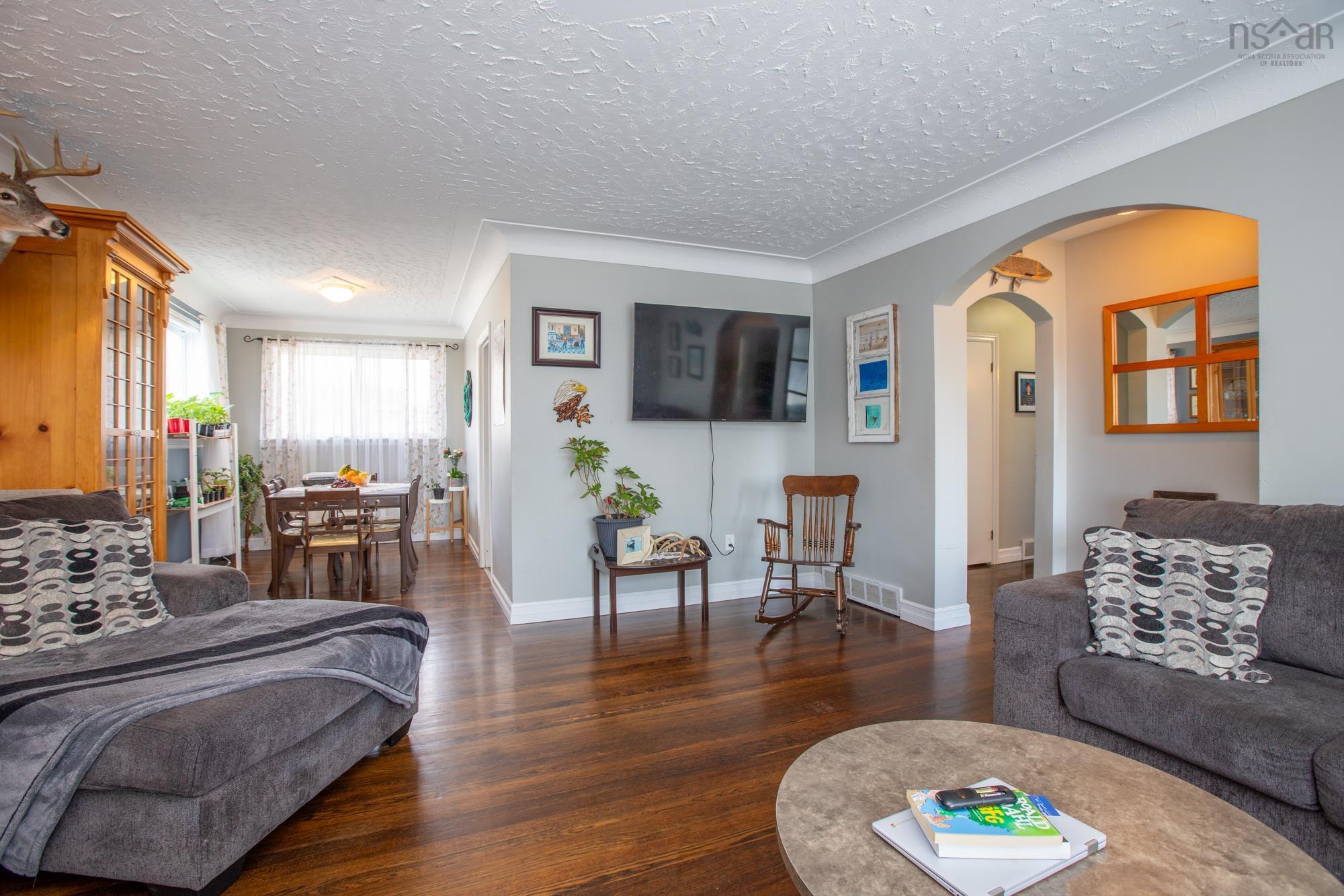 22 Ellenvale Avenue, Dartmouth, NS (MLS 202609881)