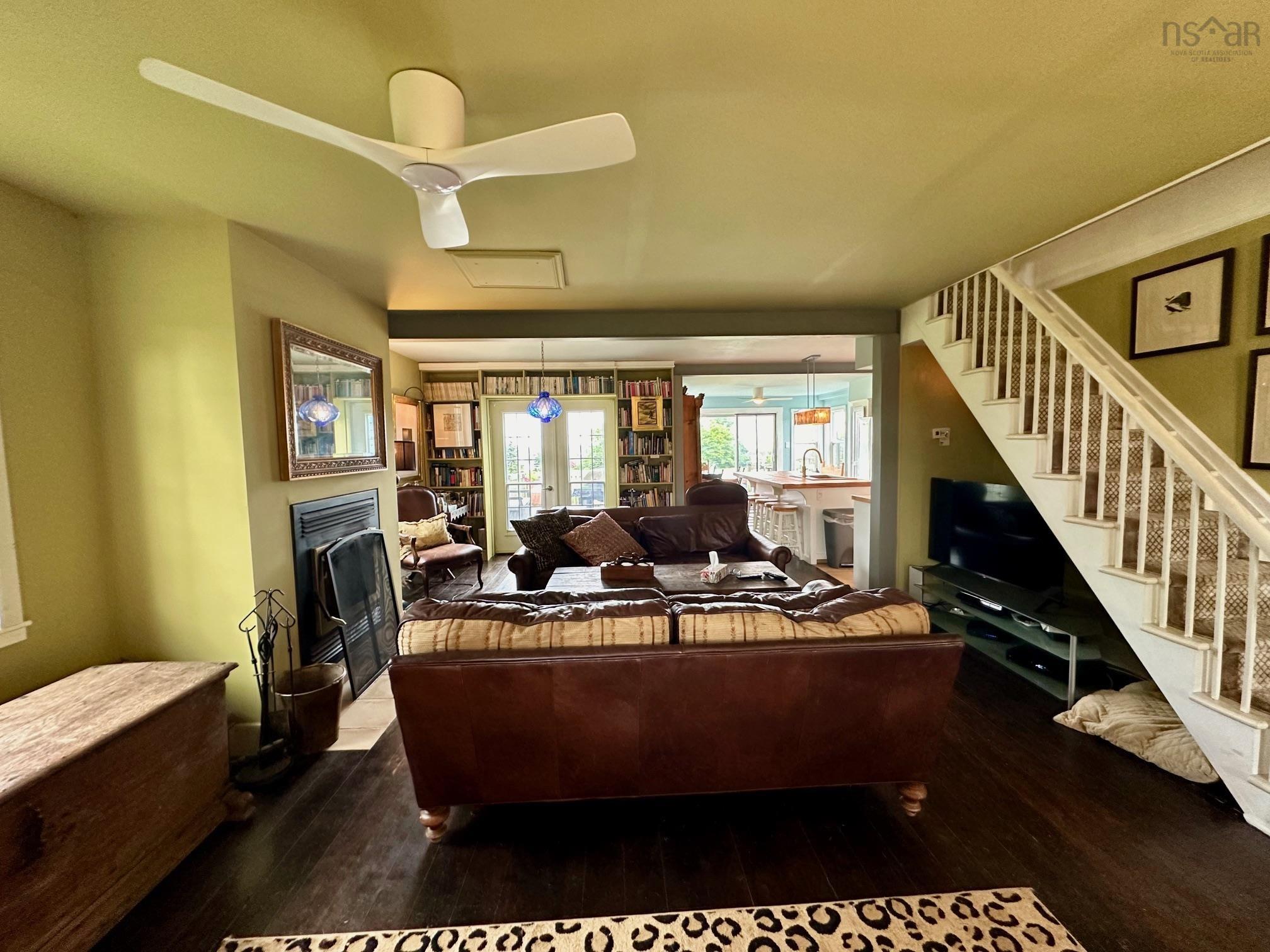 $475,000.00: 72 Sea Oats Drive, Kings Head