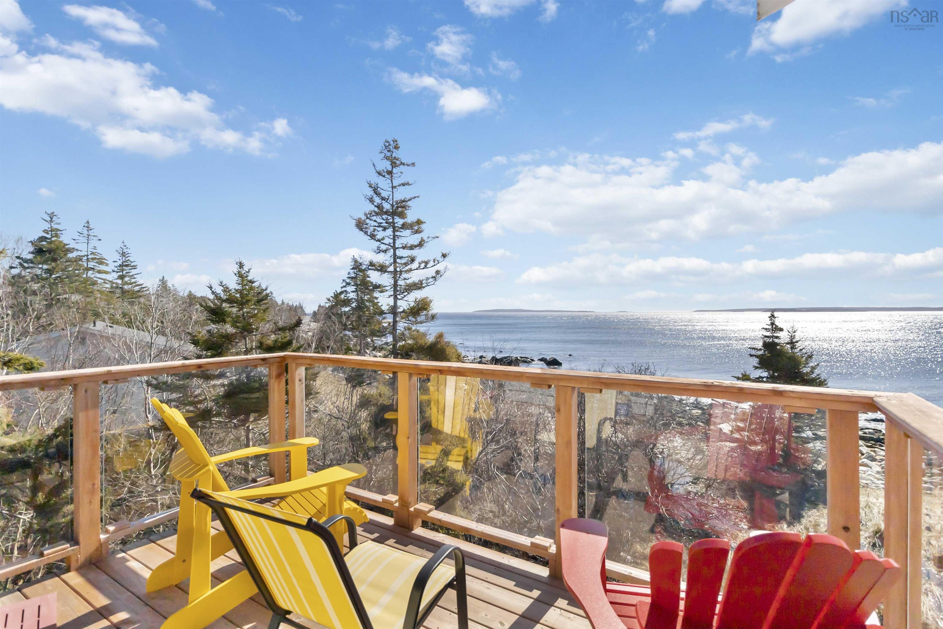 $525,000.00: 7371 Highway 3, Summerville Centre