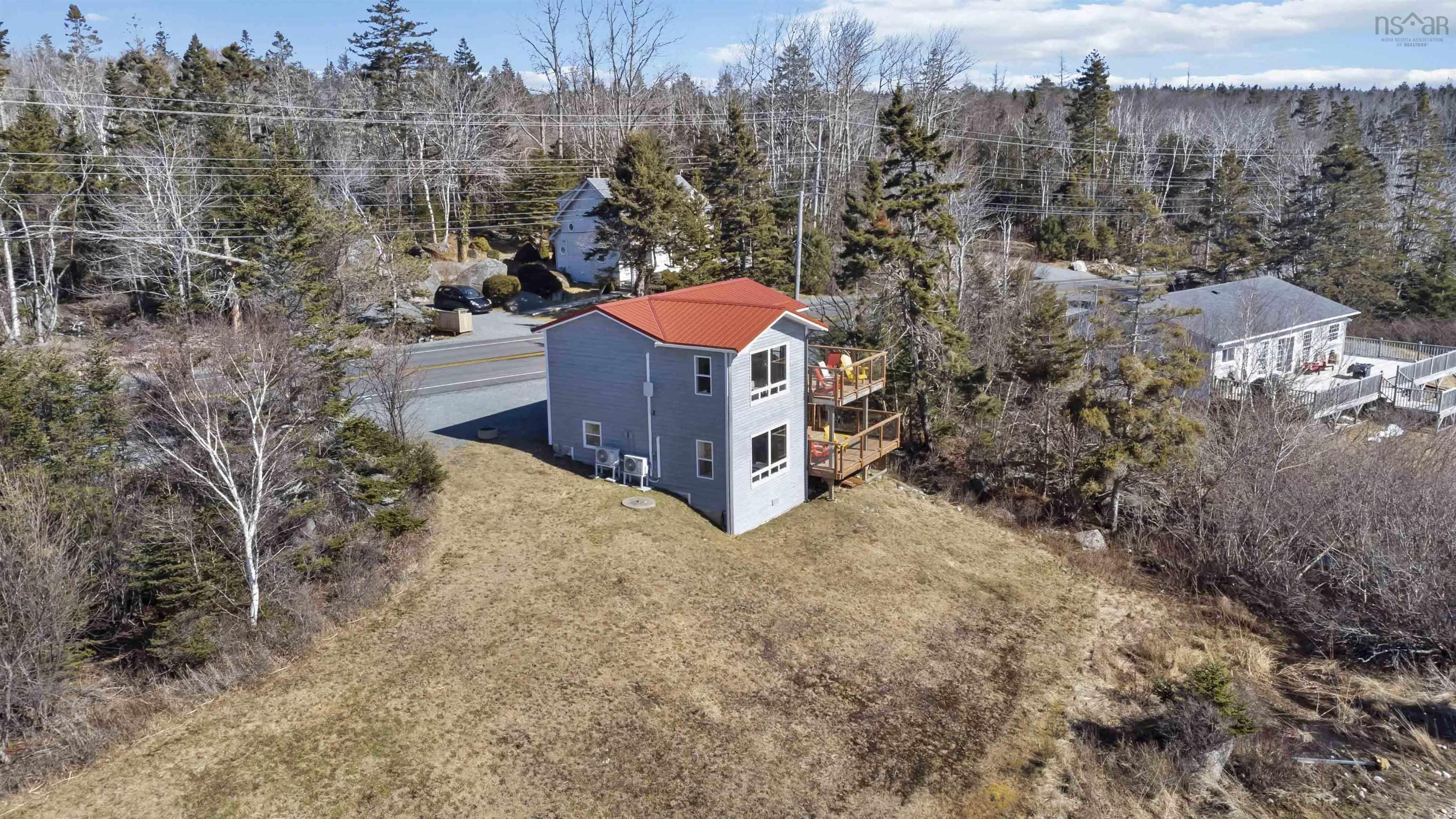 $525,000.00: 7371 Highway 3, Summerville Centre