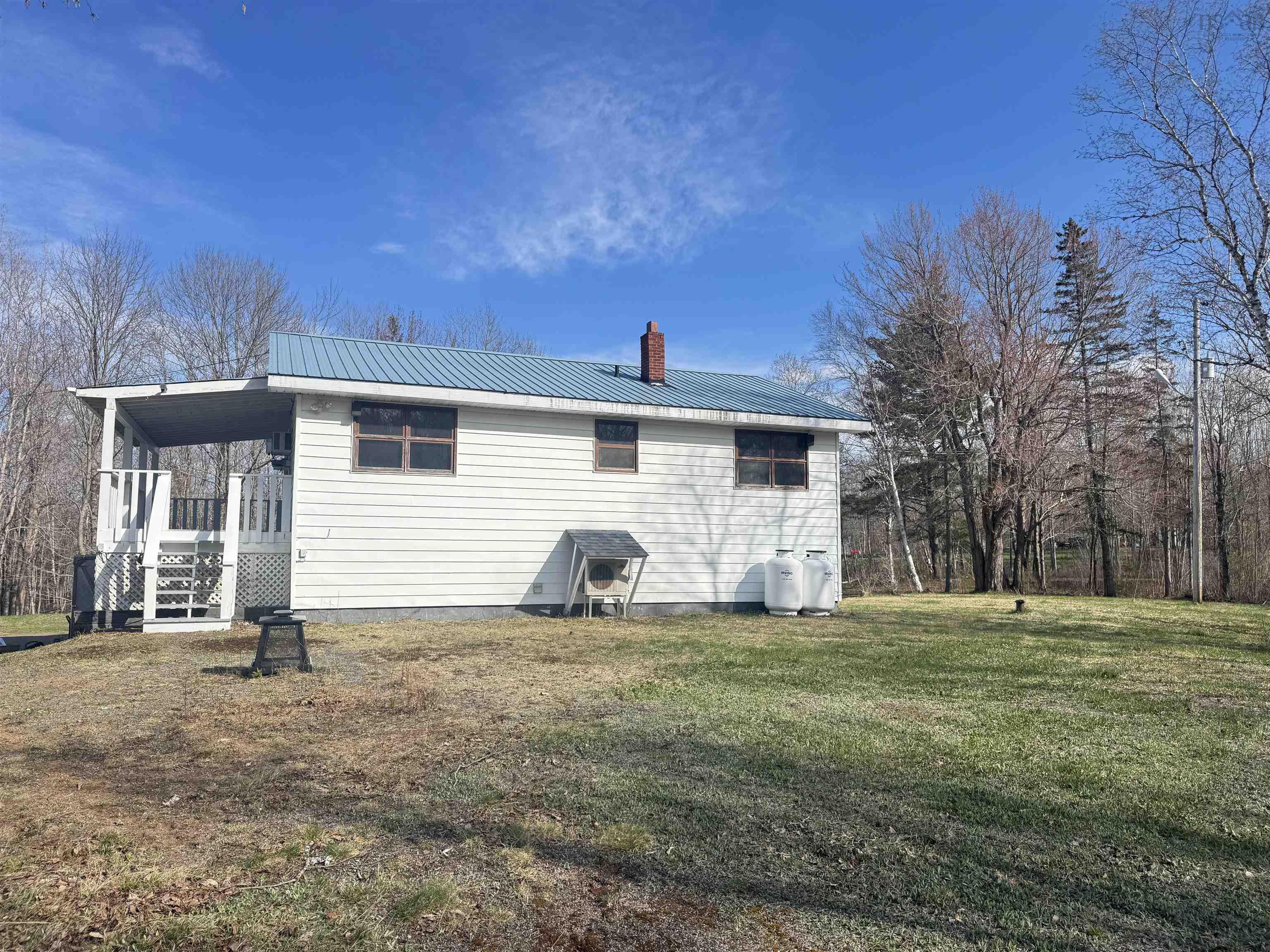 $399,000.00: 367 East Torbrook Road, South Tremont
