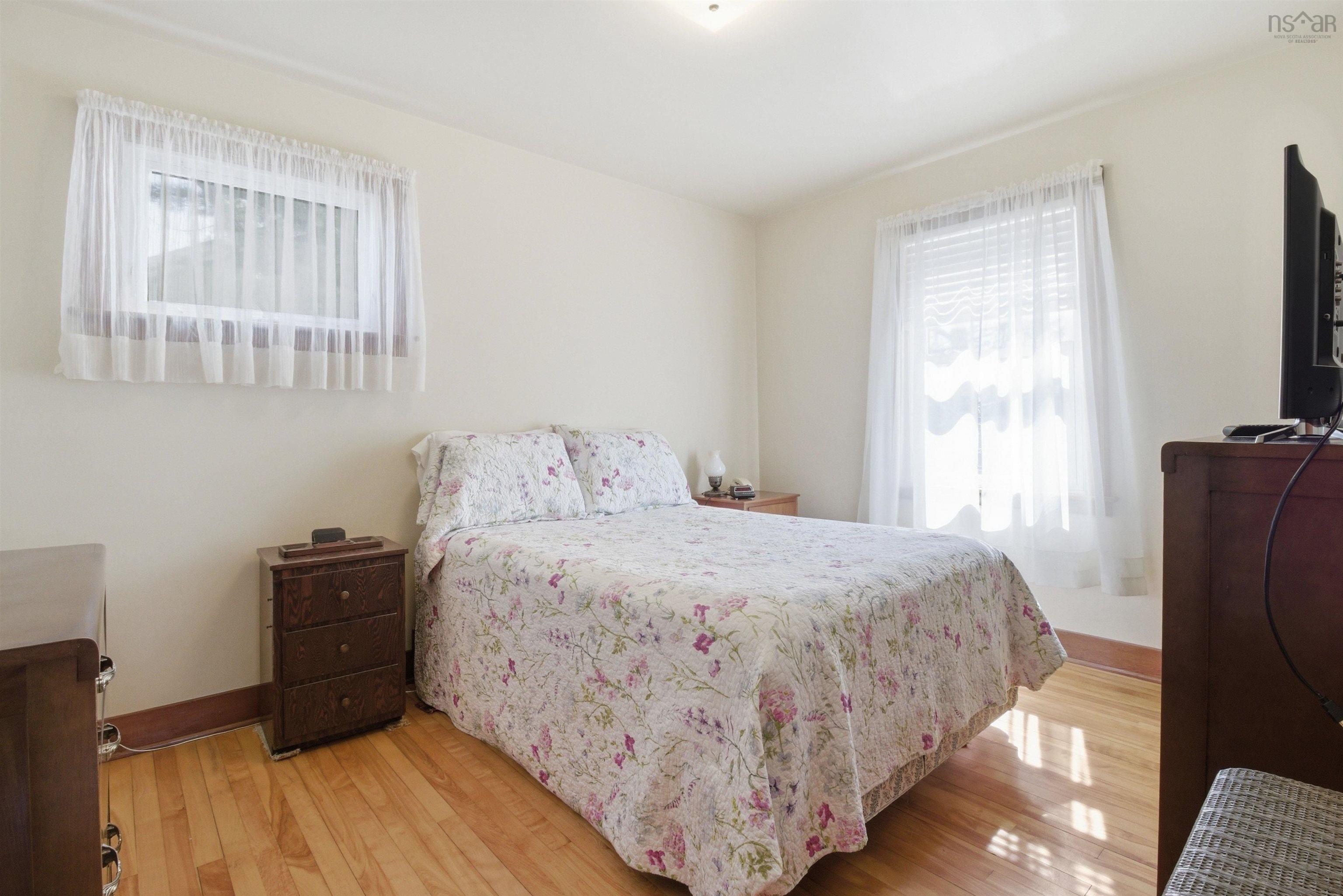$489,900.00: 104 Melrose Avenue, Halifax