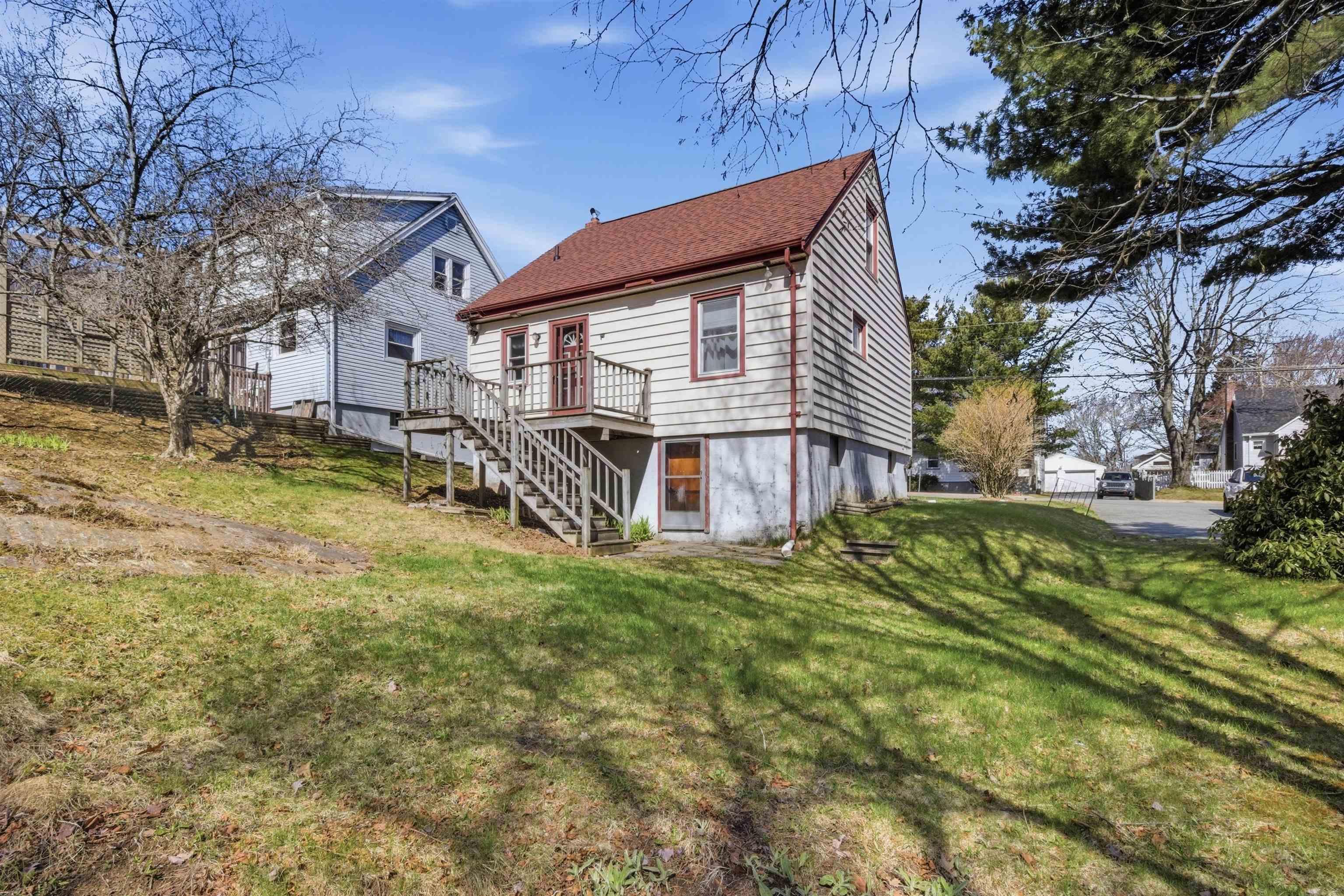 $489,900.00: 104 Melrose Avenue, Halifax