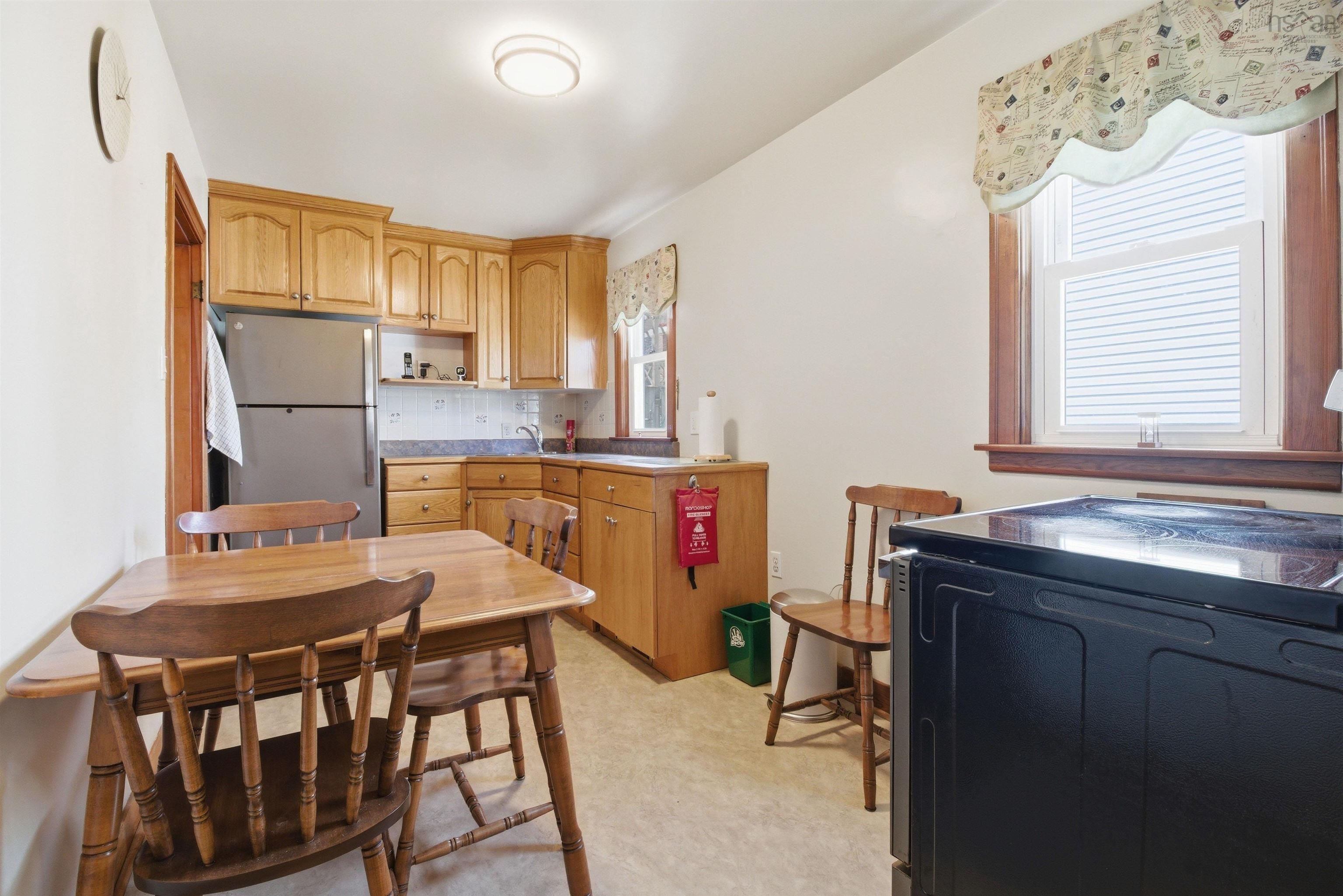 $489,900.00: 104 Melrose Avenue, Halifax