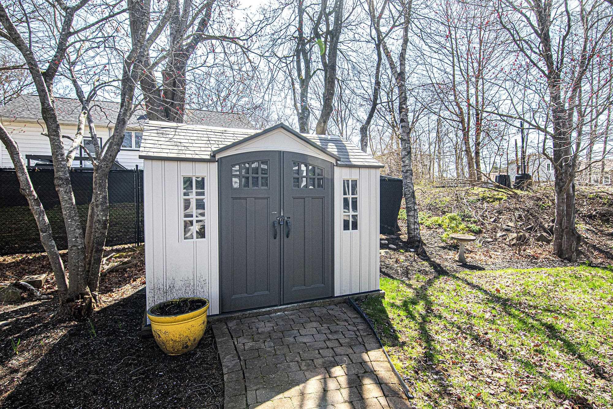 $819,500.00: 201 Douglas Crescent, Halifax