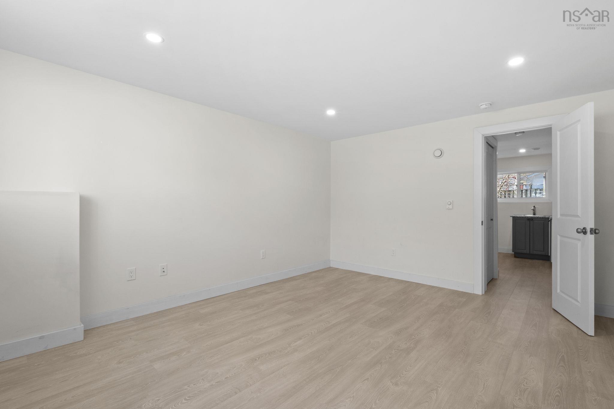 $549,900.00: 68 Sugar Maple Drive, Timberlea