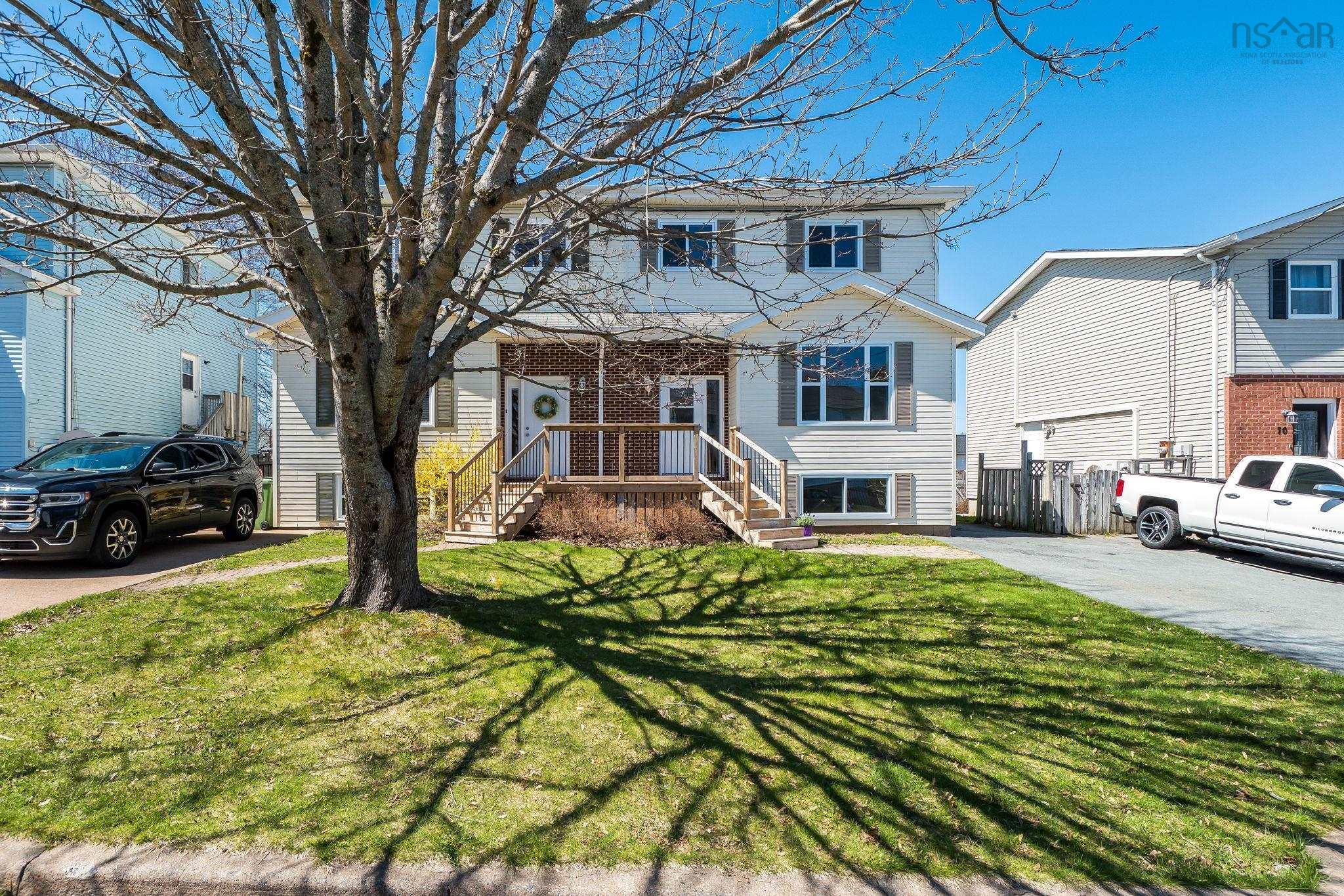 $549,900.00: 68 Sugar Maple Drive, Timberlea