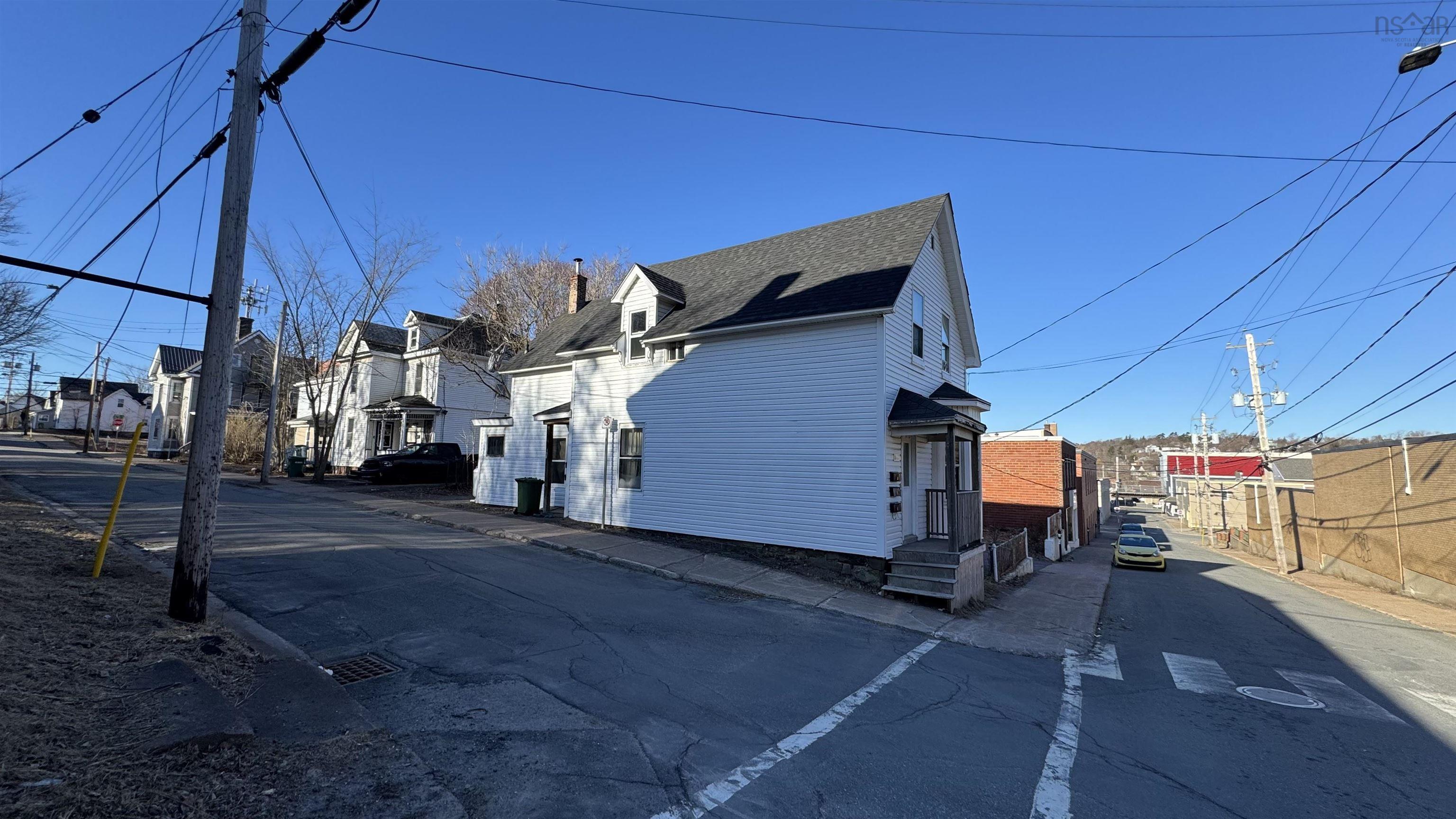 $239,000.00: 203 MacLean Street, New Glasgow