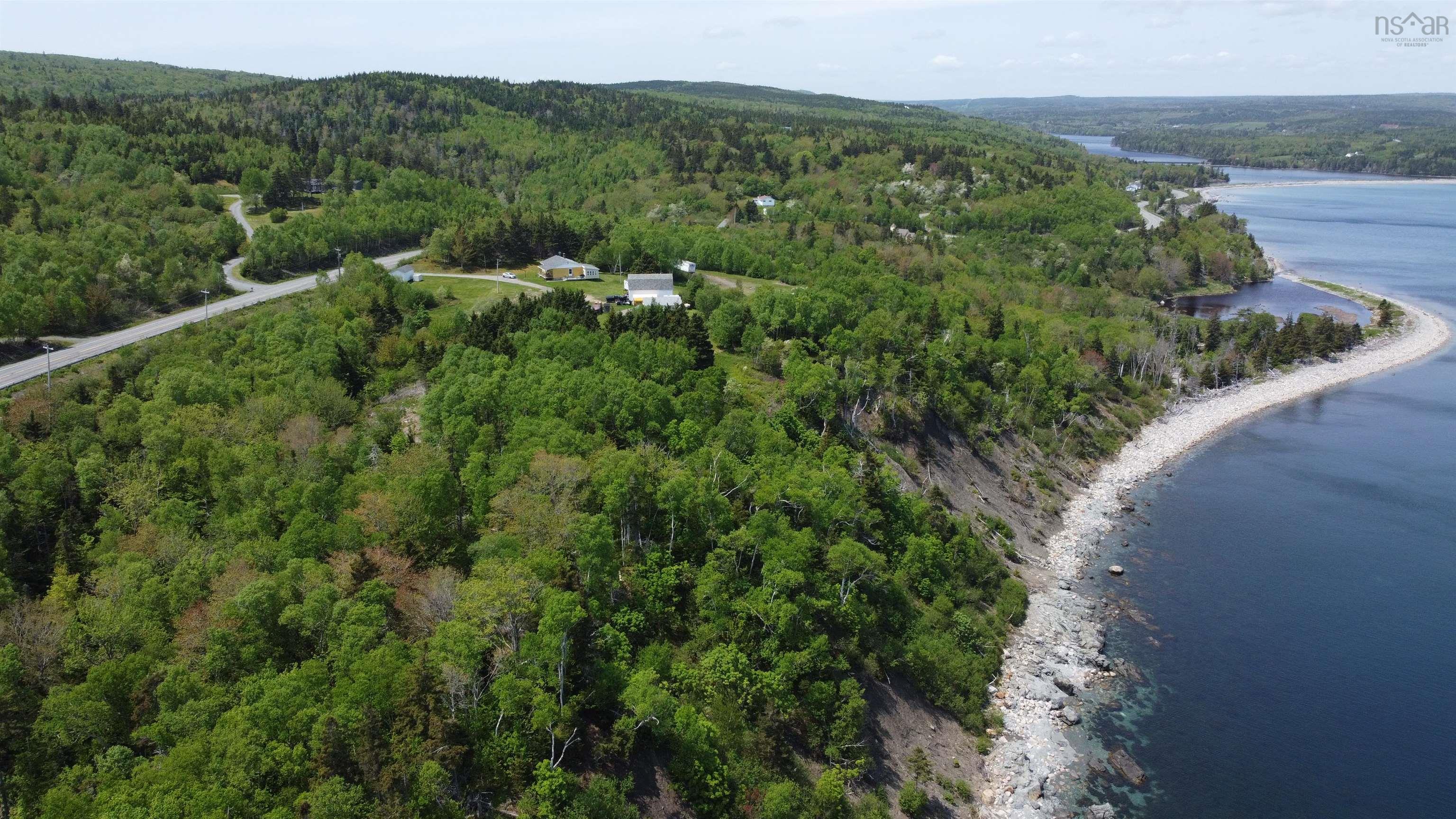 $124,999.00: 8486 16 Highway, Dorts Cove