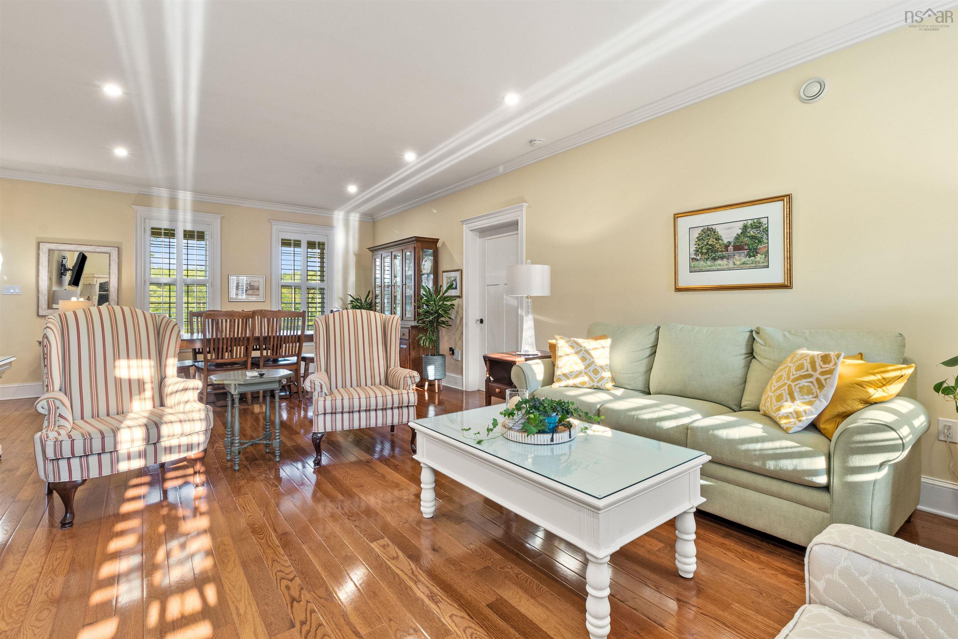 $1,100,000.00: 1731 West Side Lochaber Road, North Lochaber