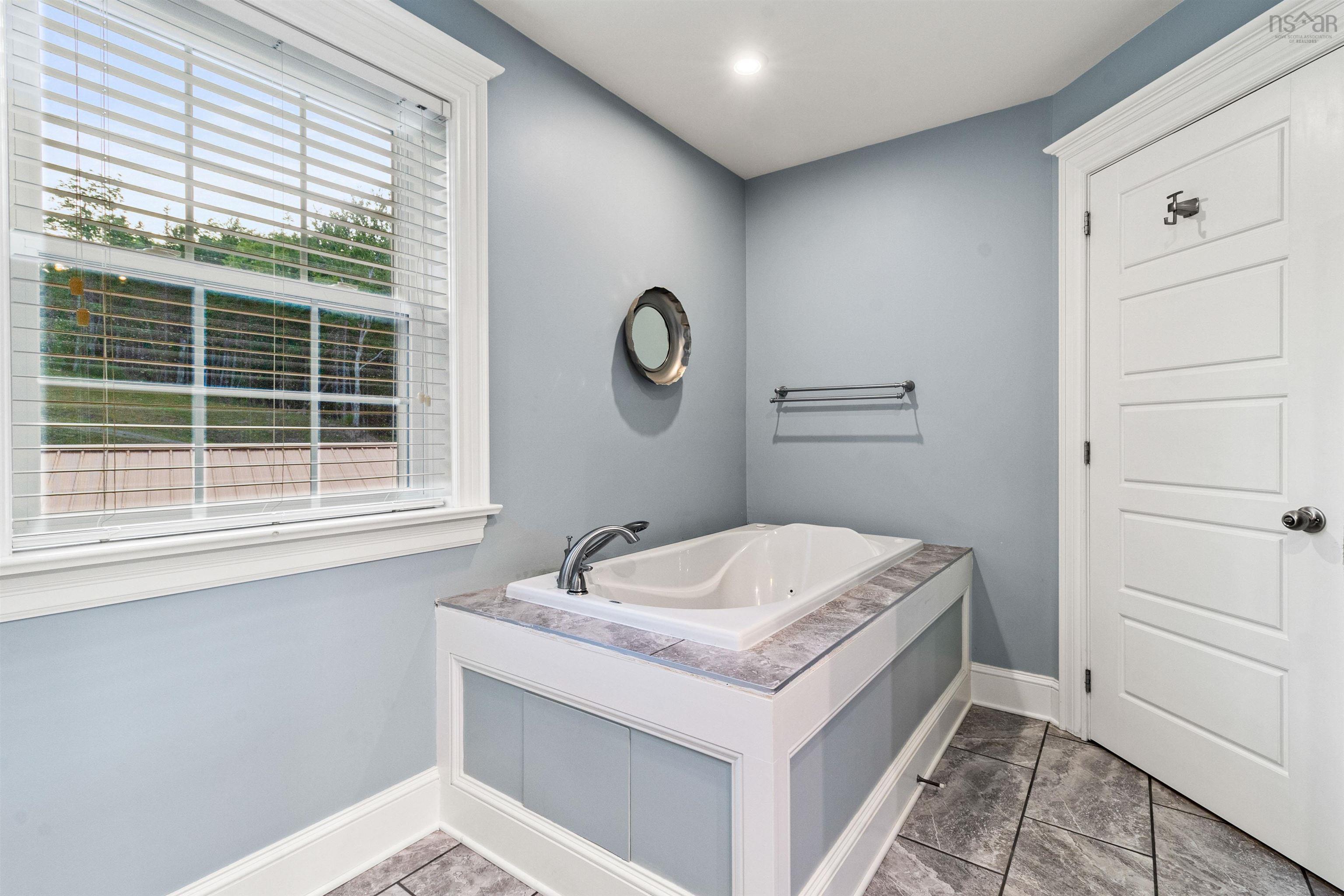 $1,100,000.00: 1731 West Side Lochaber Road, North Lochaber