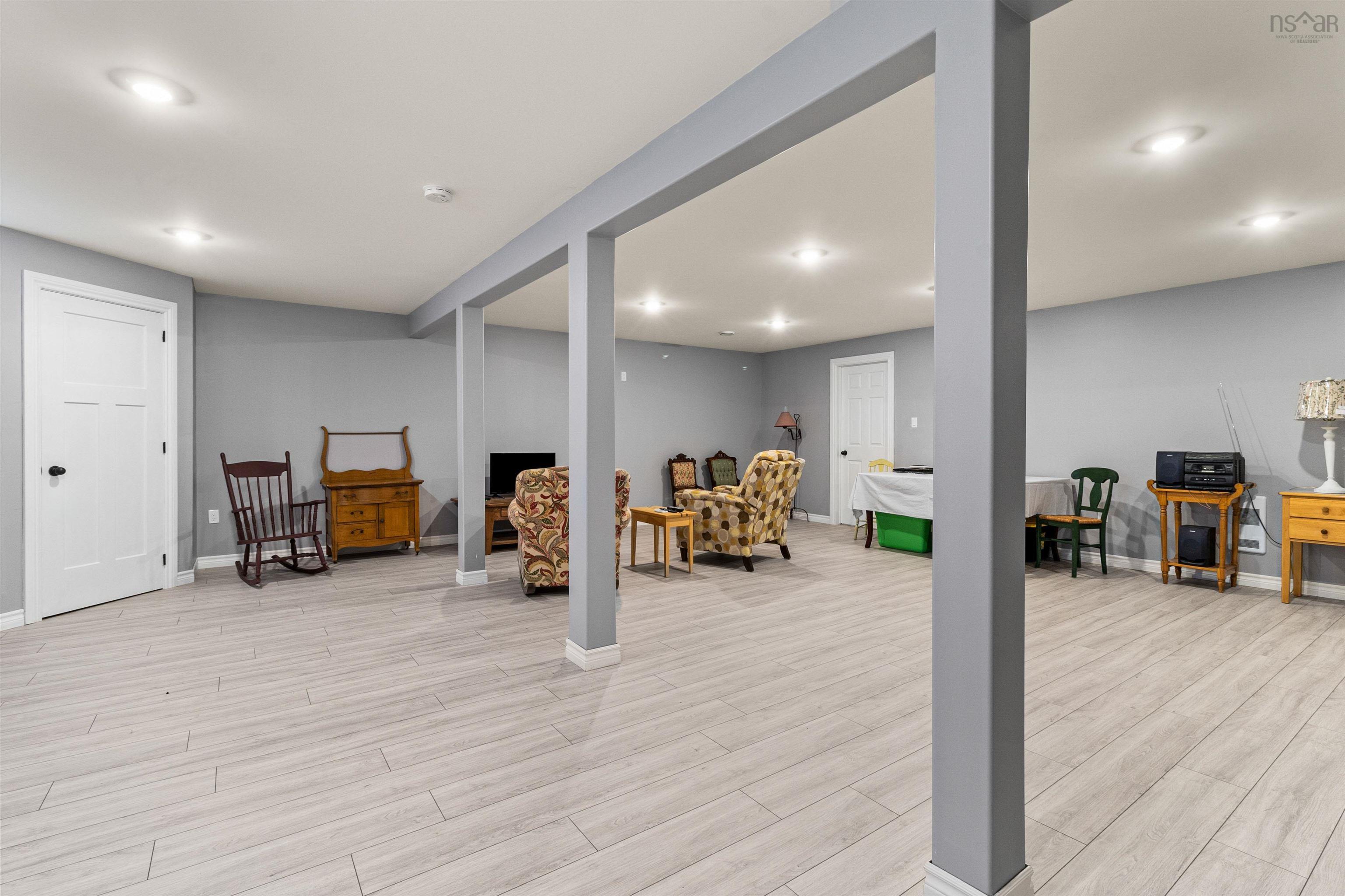 $1,100,000.00: 1731 West Side Lochaber Road, North Lochaber