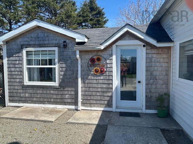$339,000.00: 1208 Stoney Island Road, Stoney Island