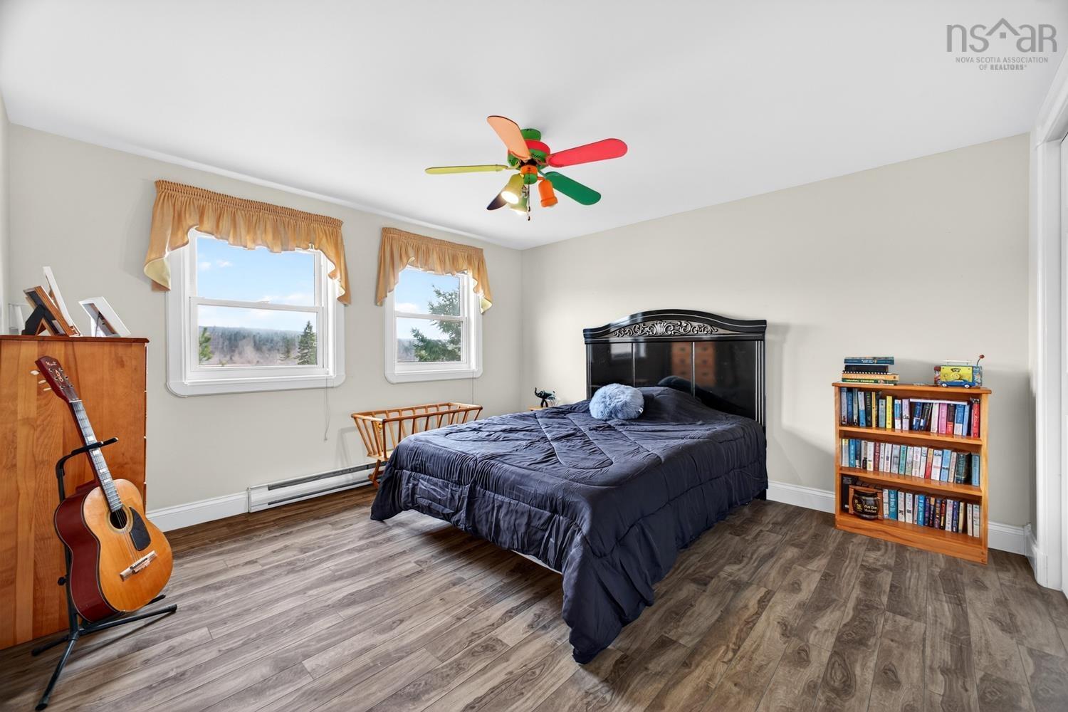 $498,400.00: 489 SALMON RIVER Road, Valley