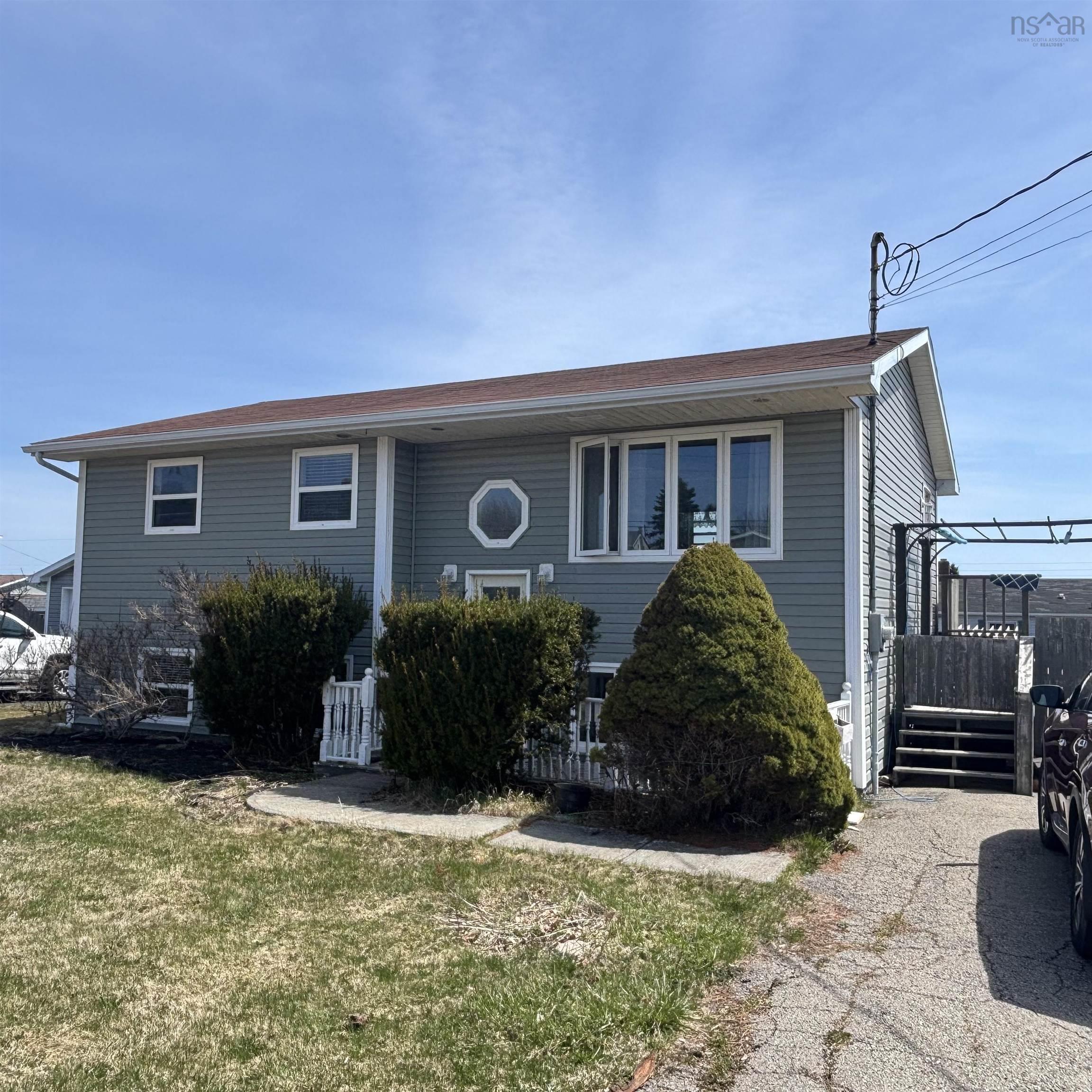 $274,900.00: 246 Curran Street, New Waterford
