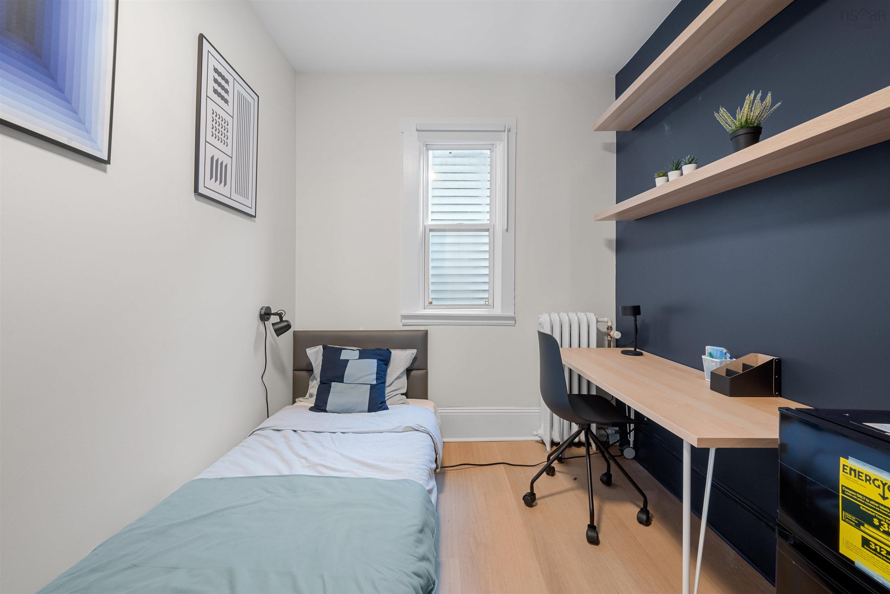 $6,600,000.00: 6033 South Street, Halifax Peninsula