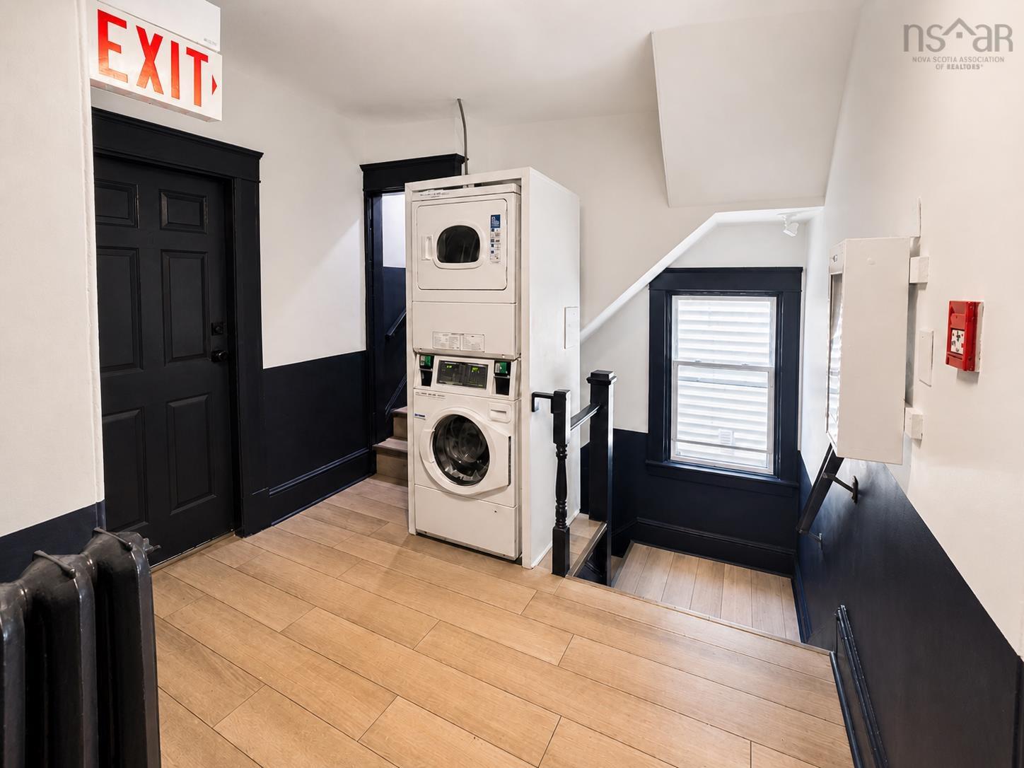 $6,600,000.00: 6033 South Street, Halifax Peninsula