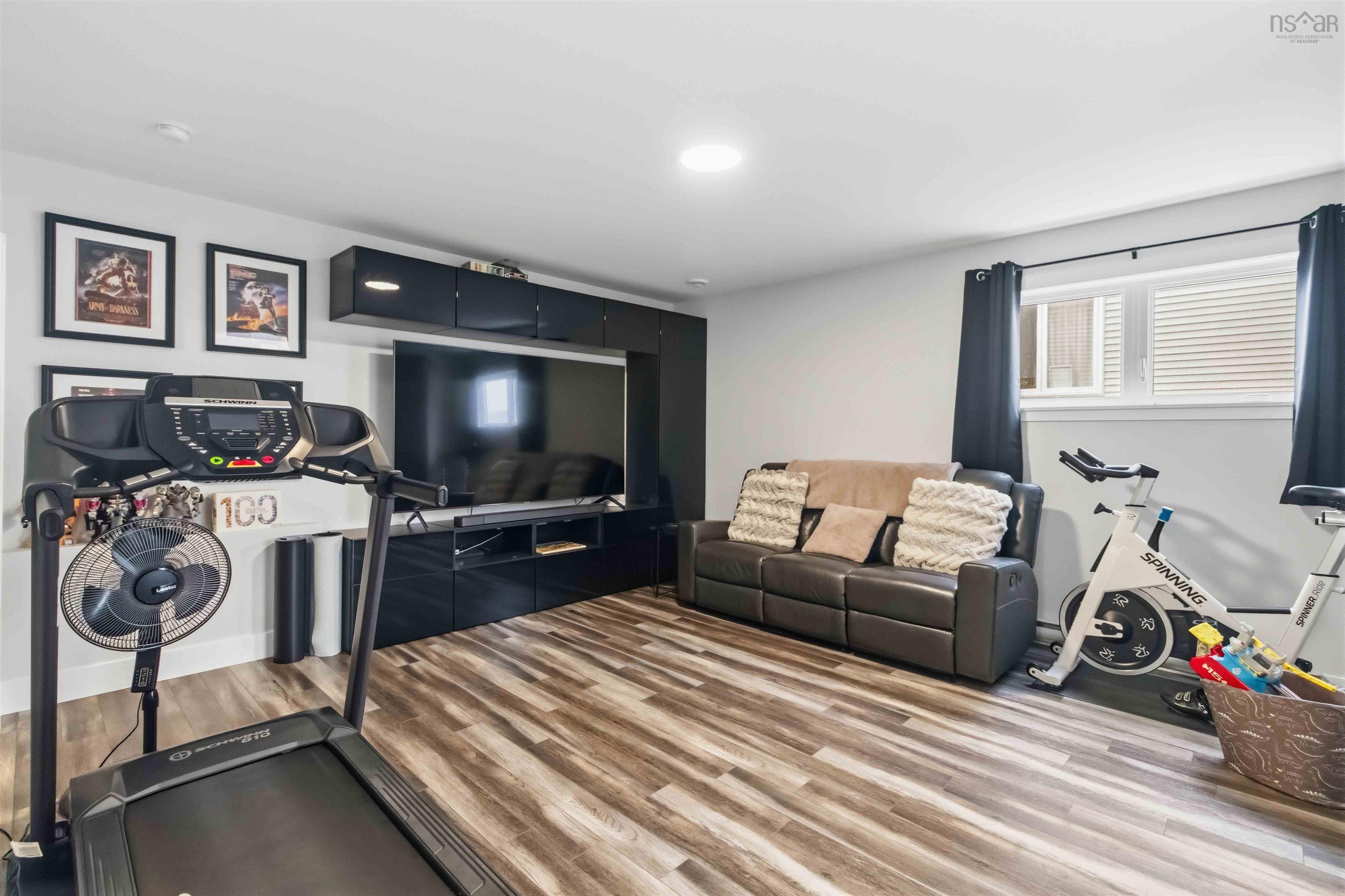 $749,900.00: 98 Angler Drive, Herring Cove