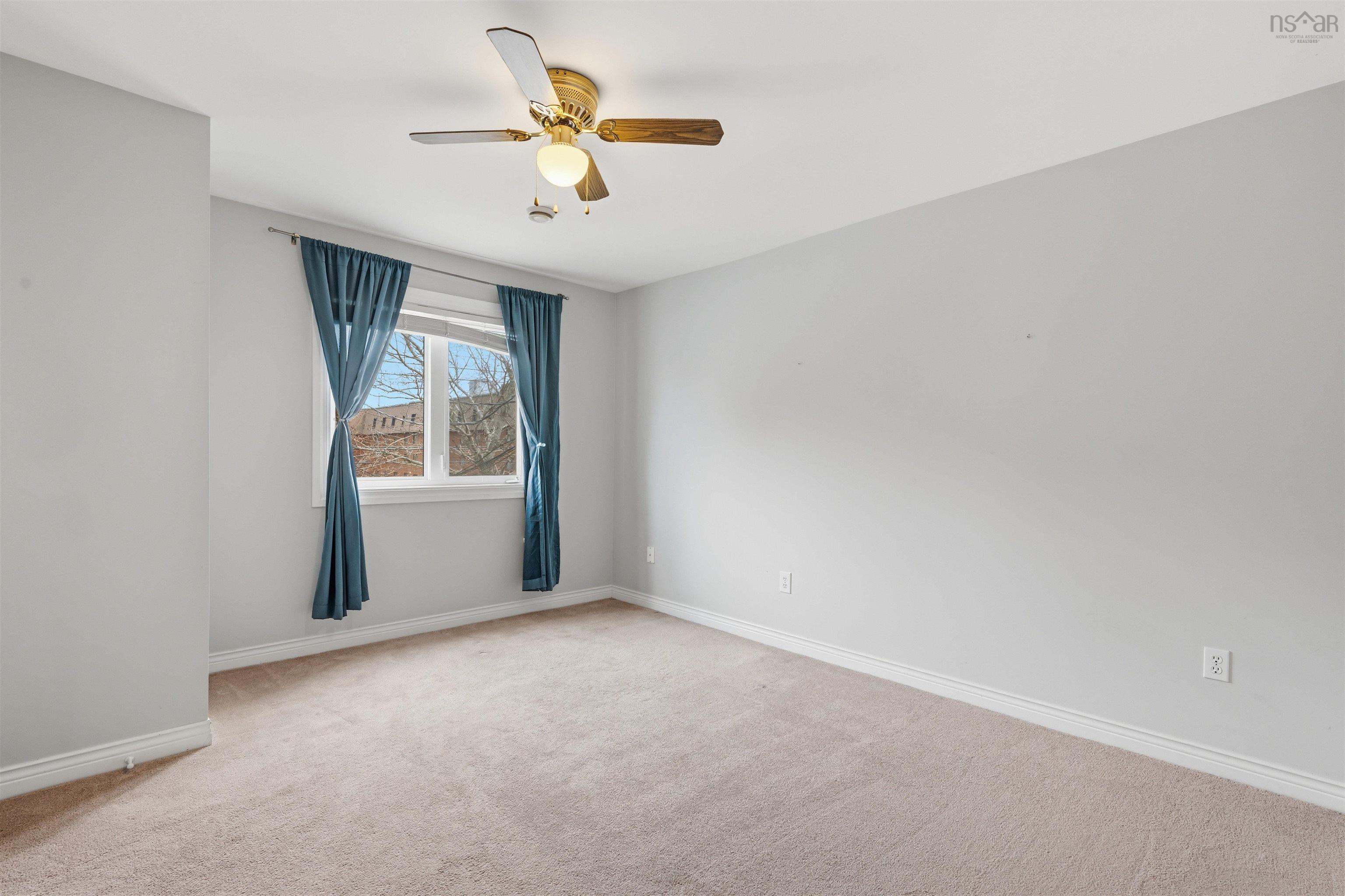 $499,900.00: 40 Amin Street, Bedford