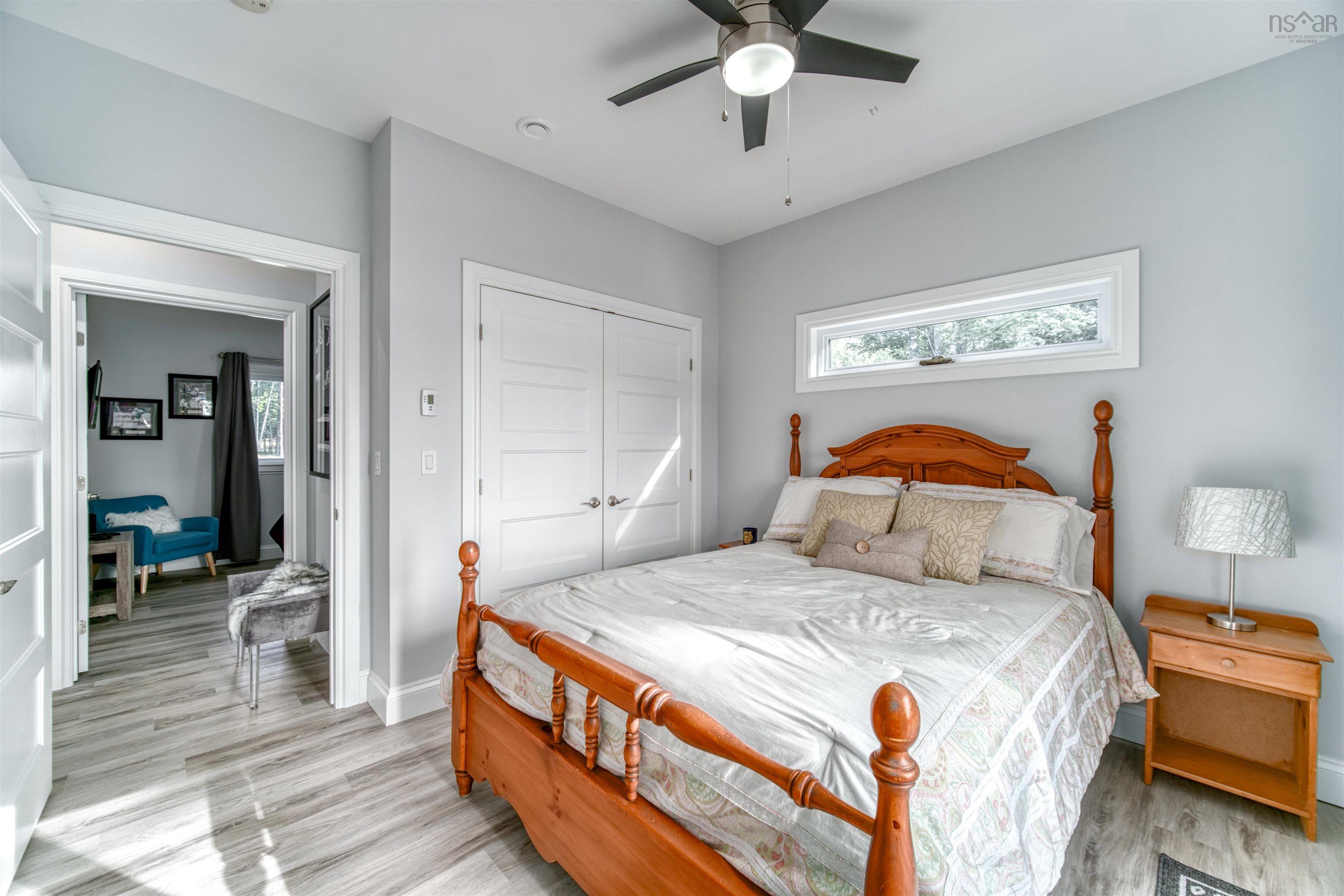 $1,295,000.00: 230 Joudrey Lane, Sweetland