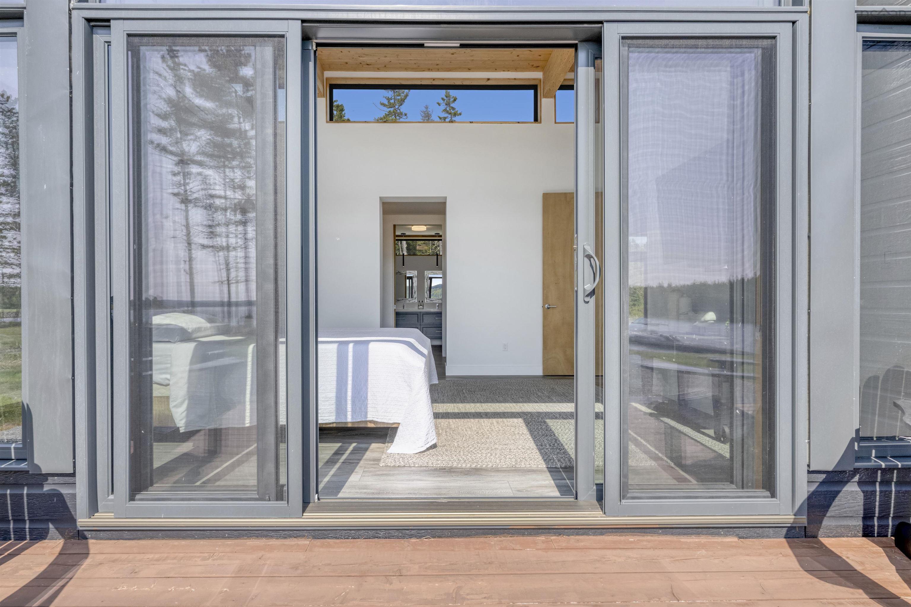 $1,500,000.00: 4125 332 Highway, East Lahave