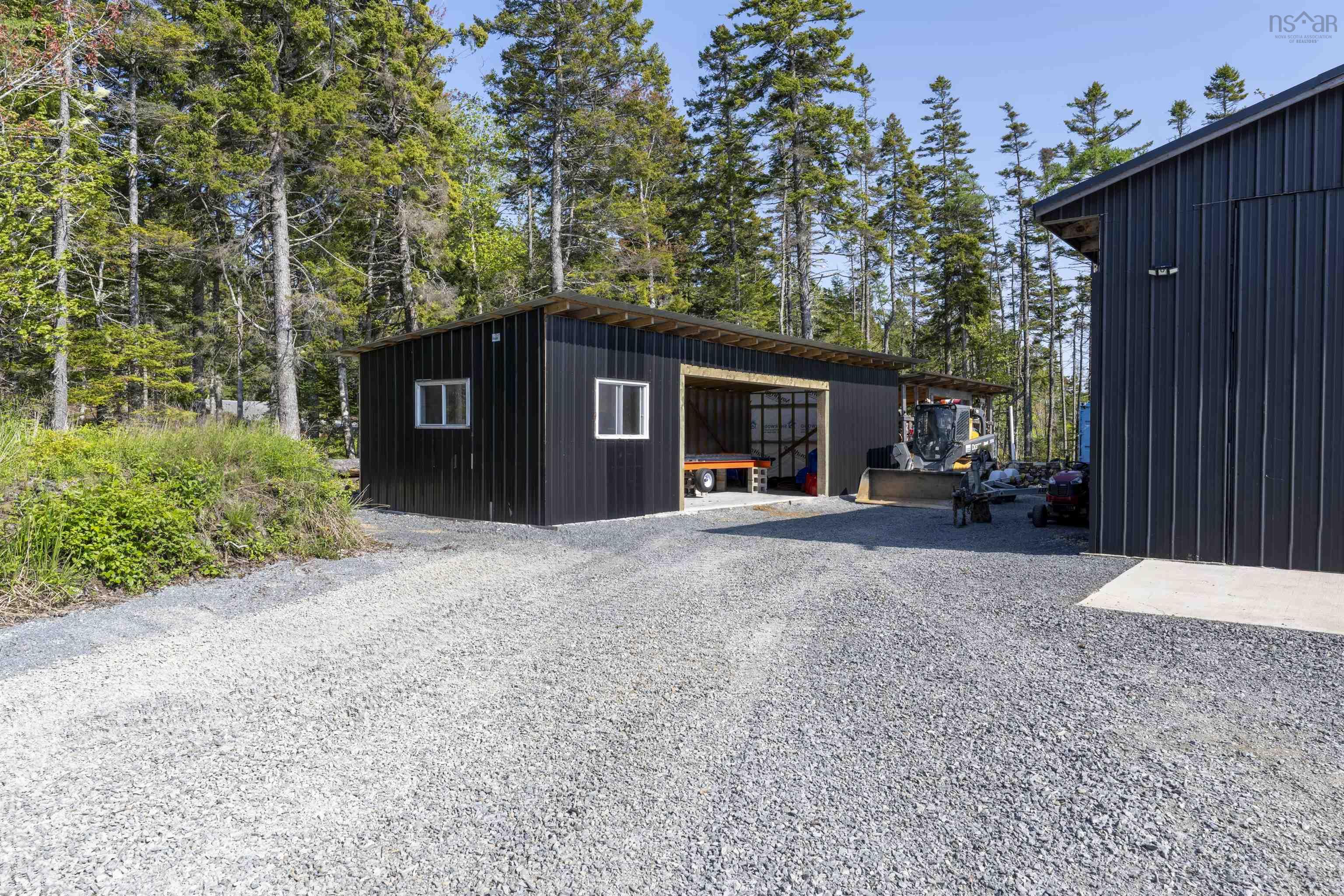 $1,500,000.00: 4125 332 Highway, East Lahave