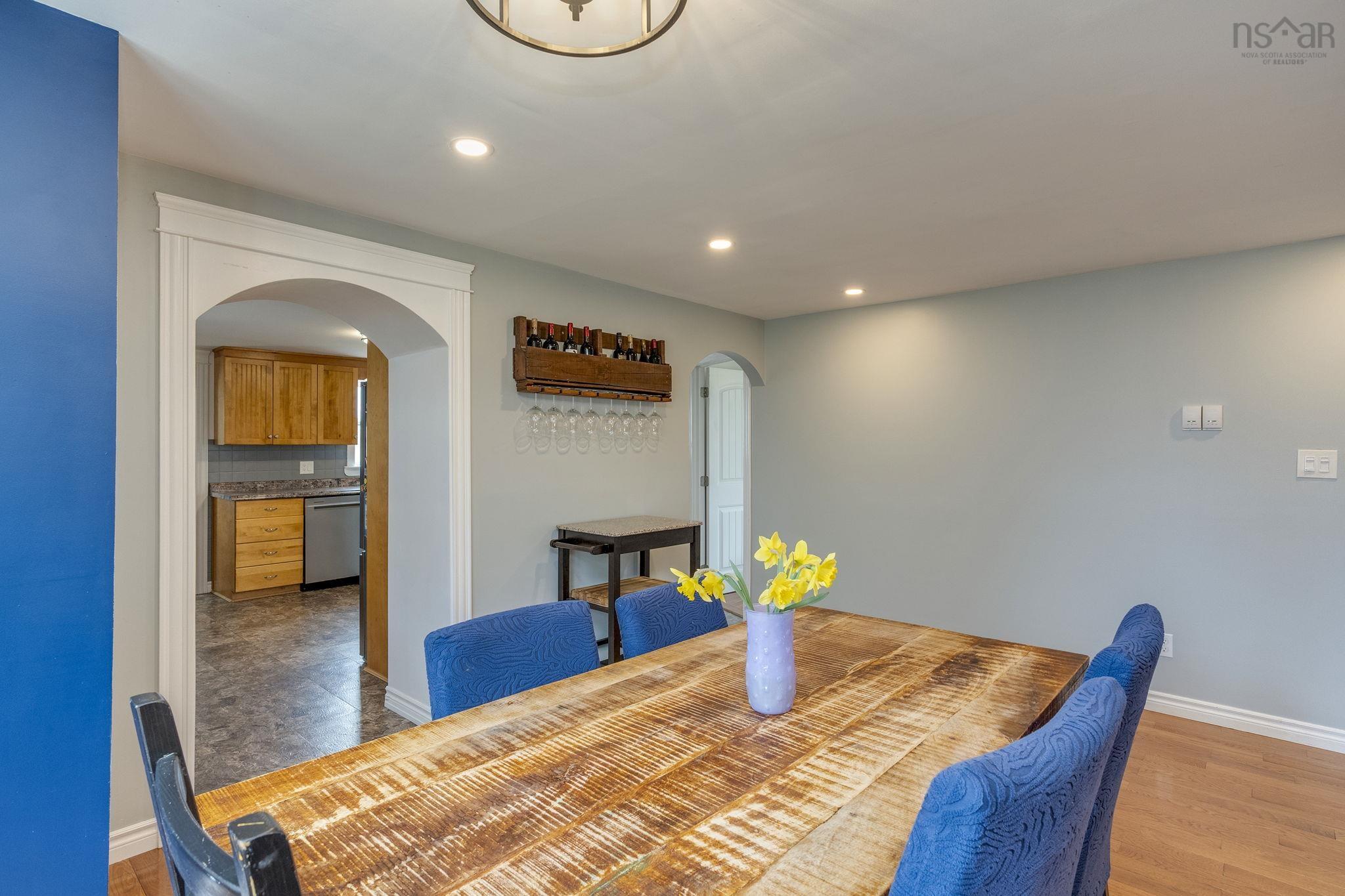 $470,000.00: 683 Messenger Road, Tremont